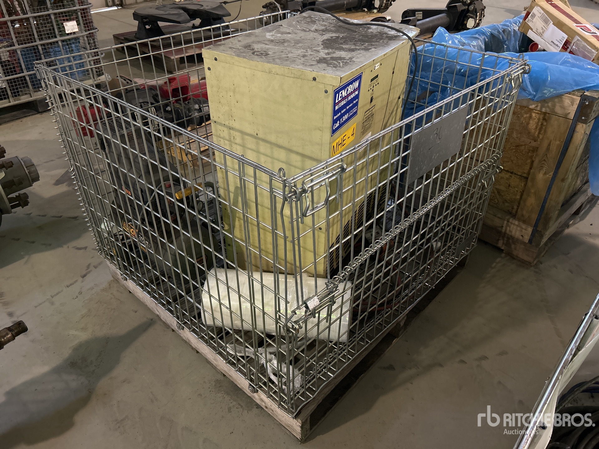 General Appearance with Image, coin avant droit