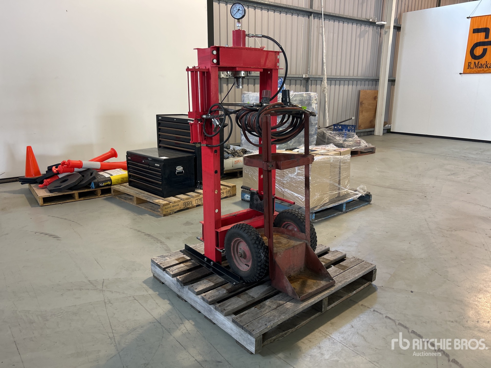 General Appearance with Picture, Right Front Corner