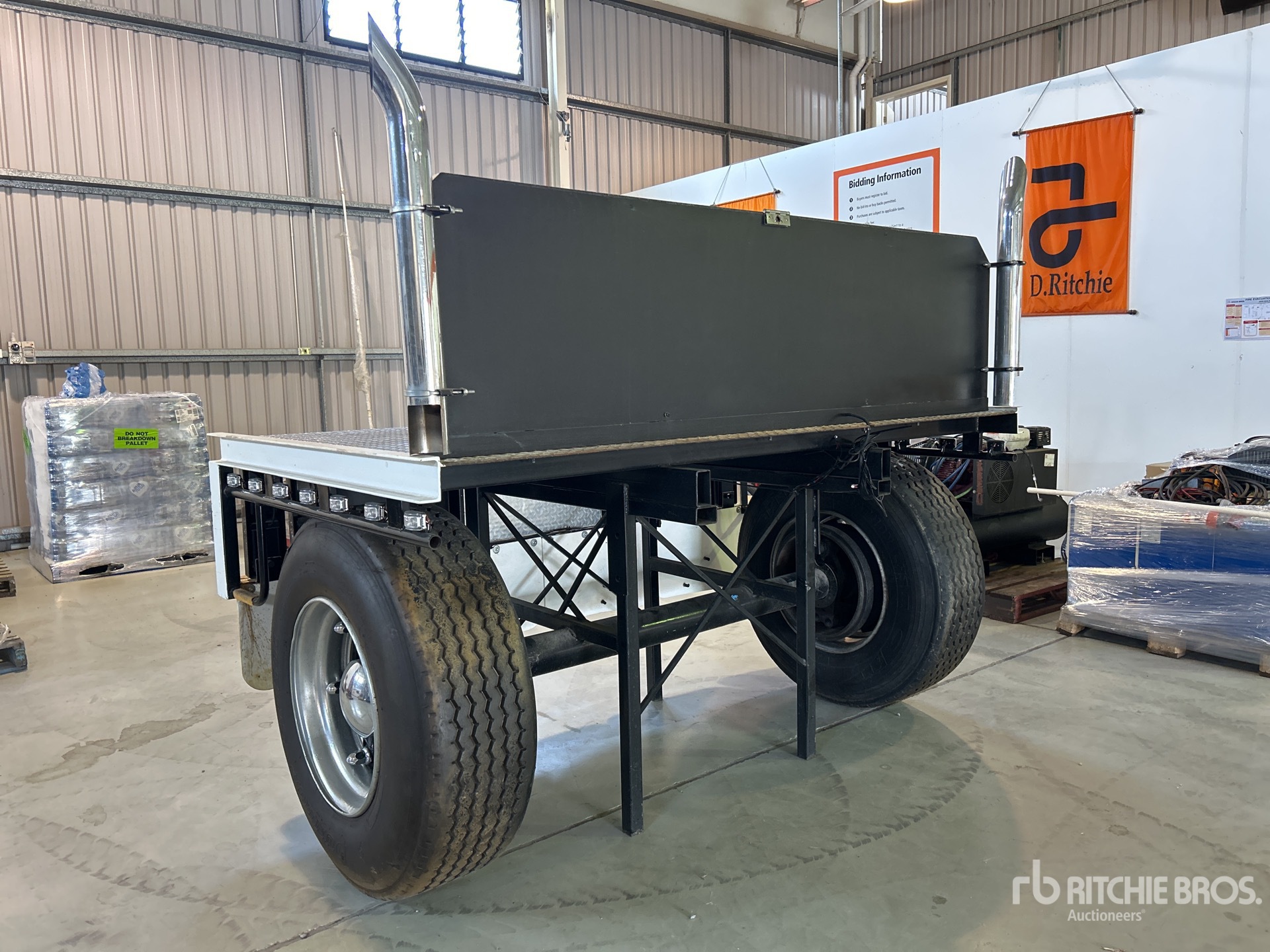 General Appearance with Image, coin arrière gauche