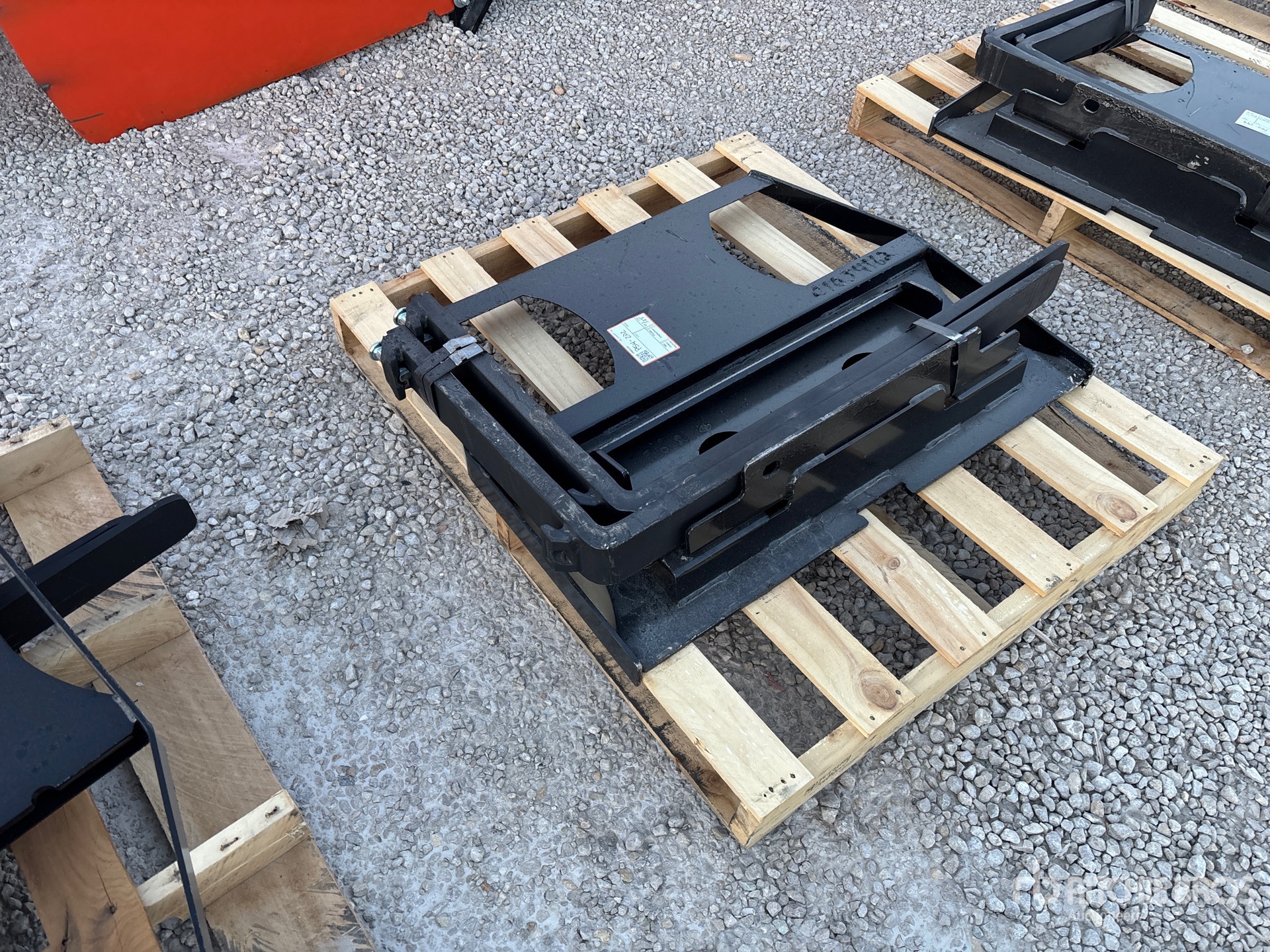 General Appearance with Bild, Ecke vorne links