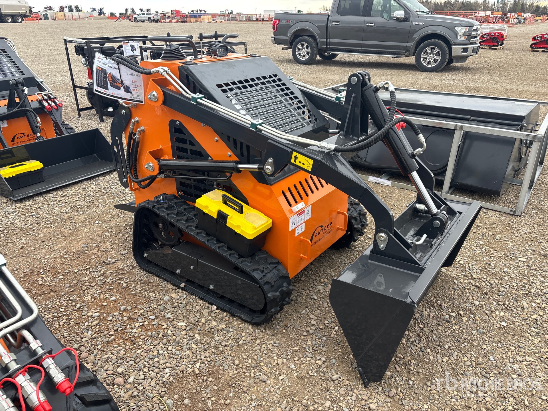 General Appearance with Picture, Right Front Corner