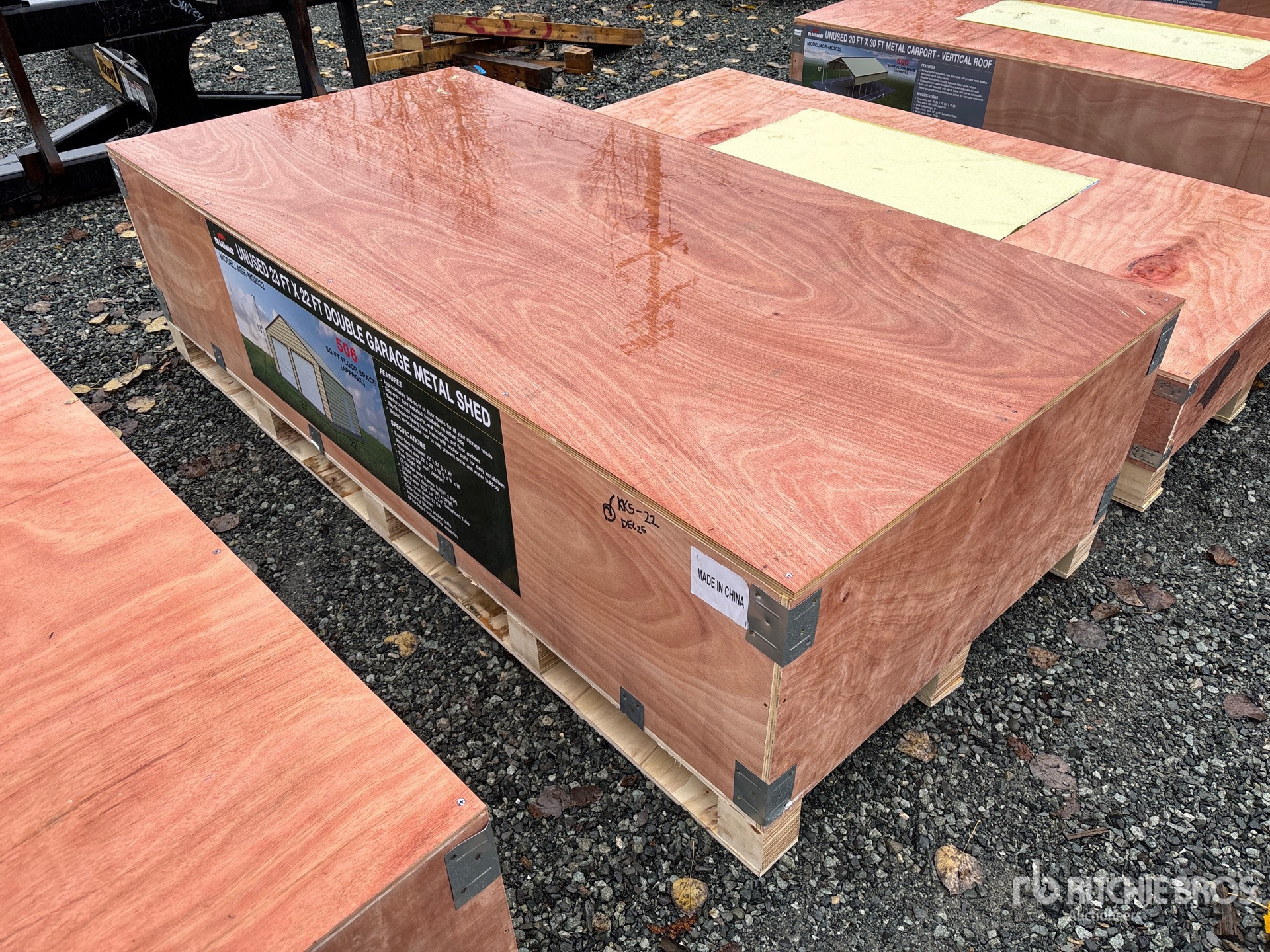 General Appearance with Picture, Left Front Corner