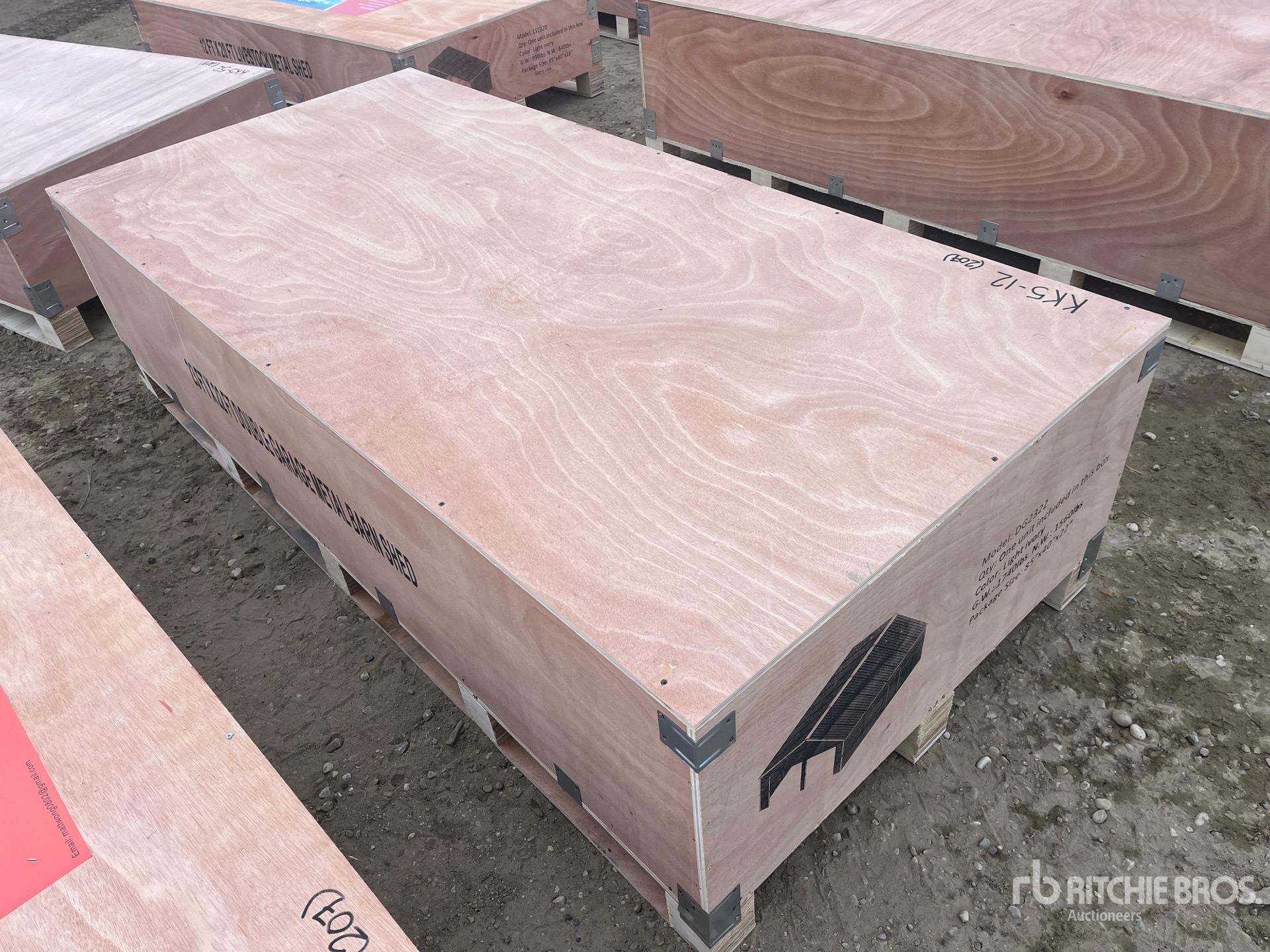 General Appearance with Picture, Right Rear Corner