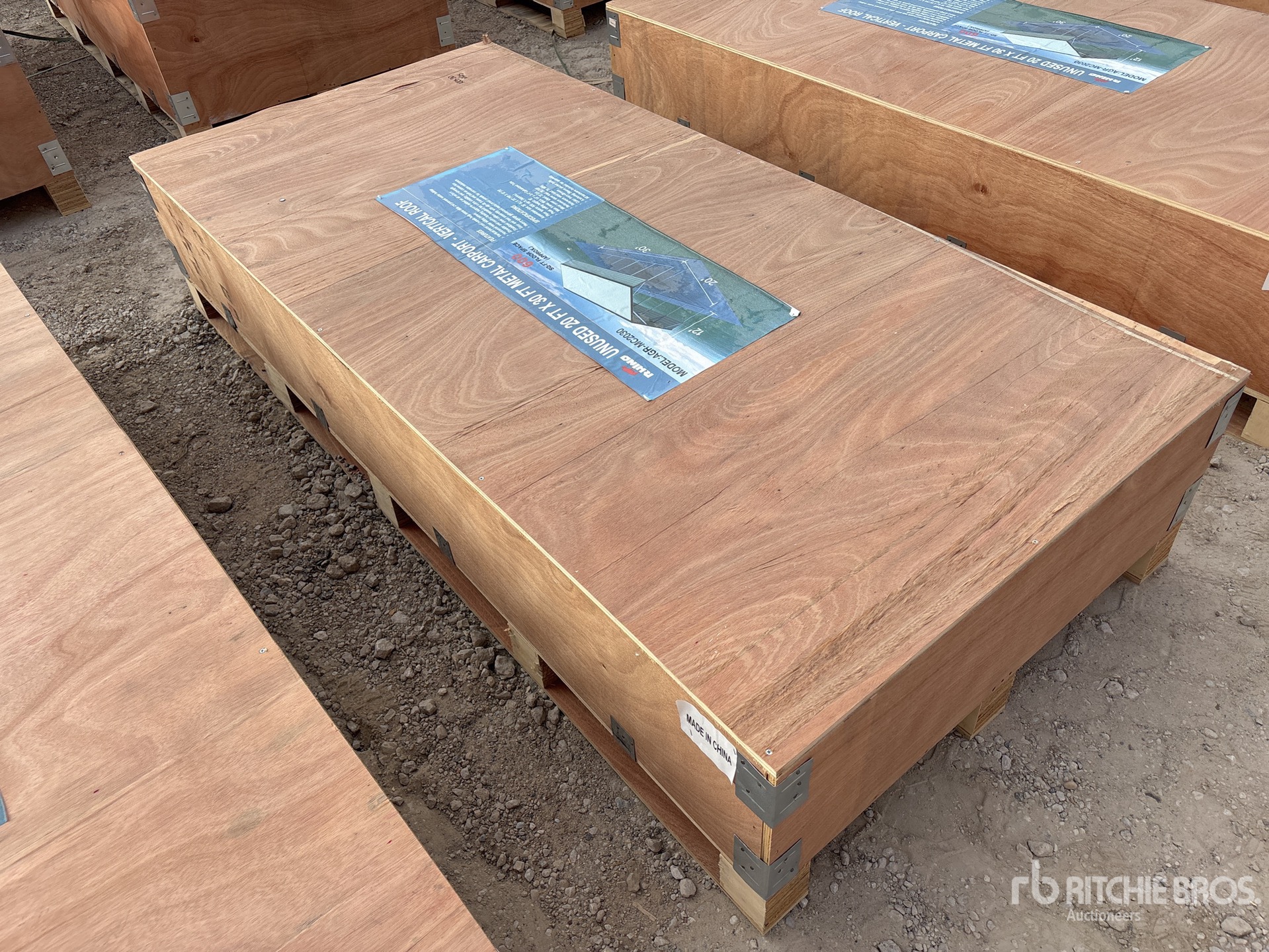 General Appearance with Picture, Right Rear Corner