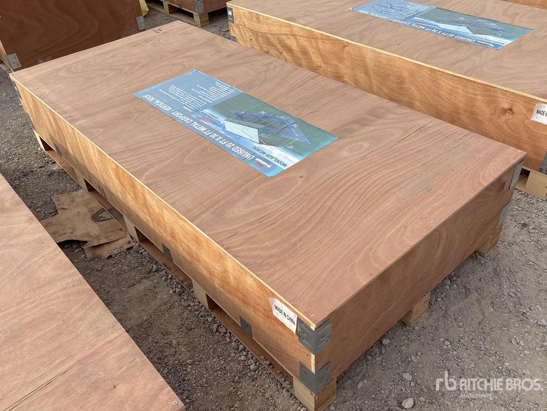 General Appearance with Picture, Right Rear Corner