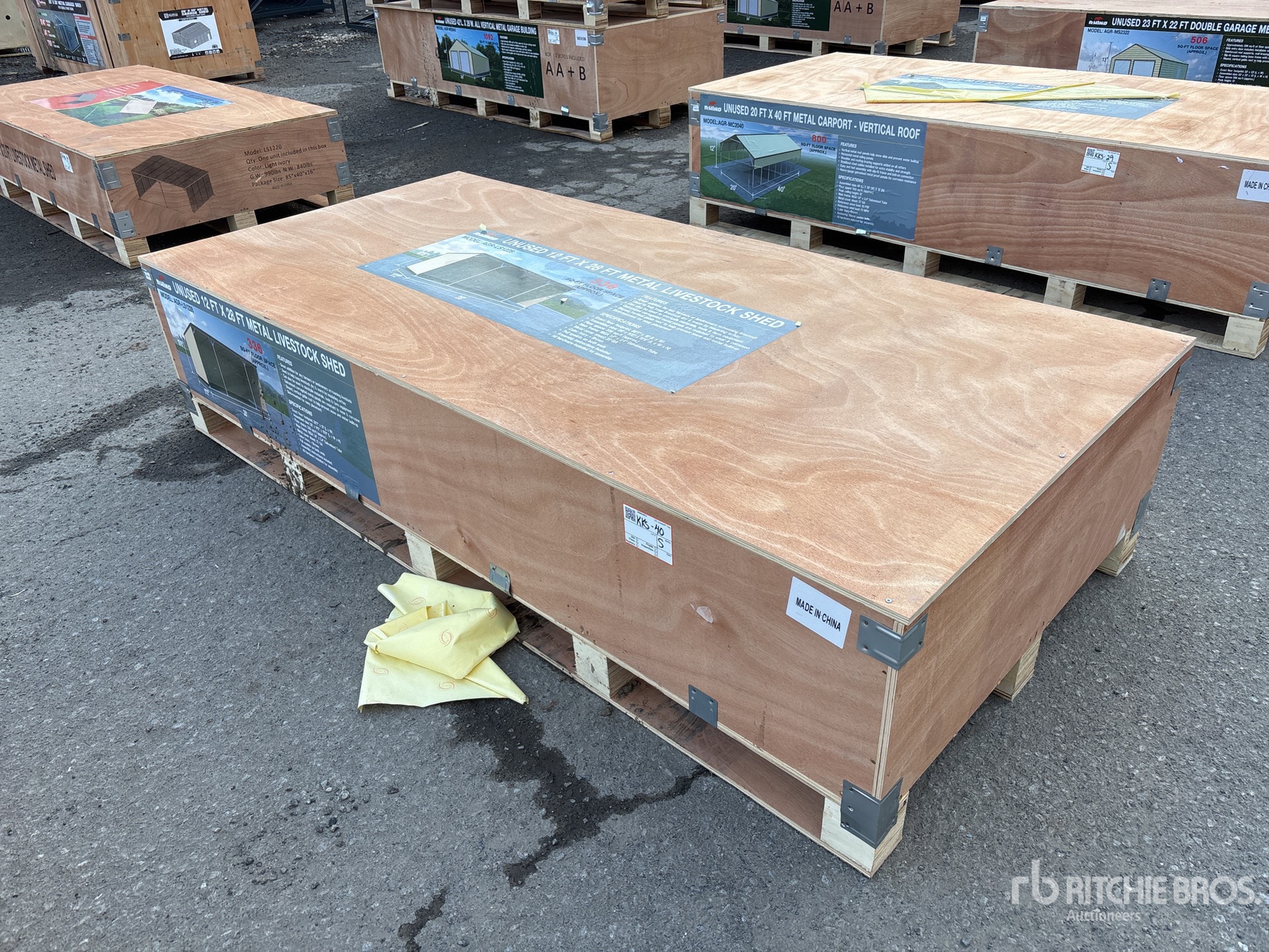 General Appearance with Picture, Left Front Corner