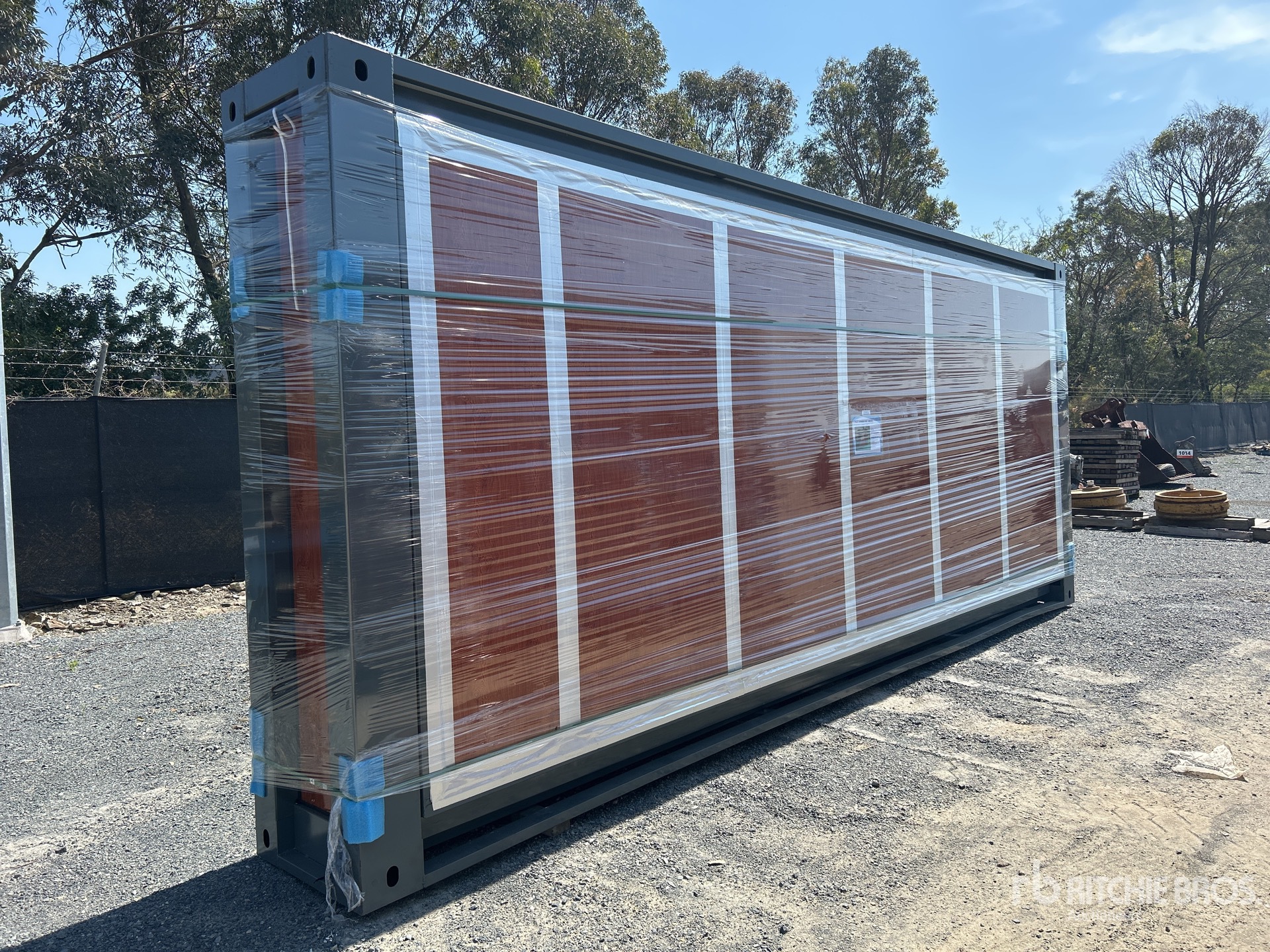 General Appearance with Imagen: esquina trasera derecha