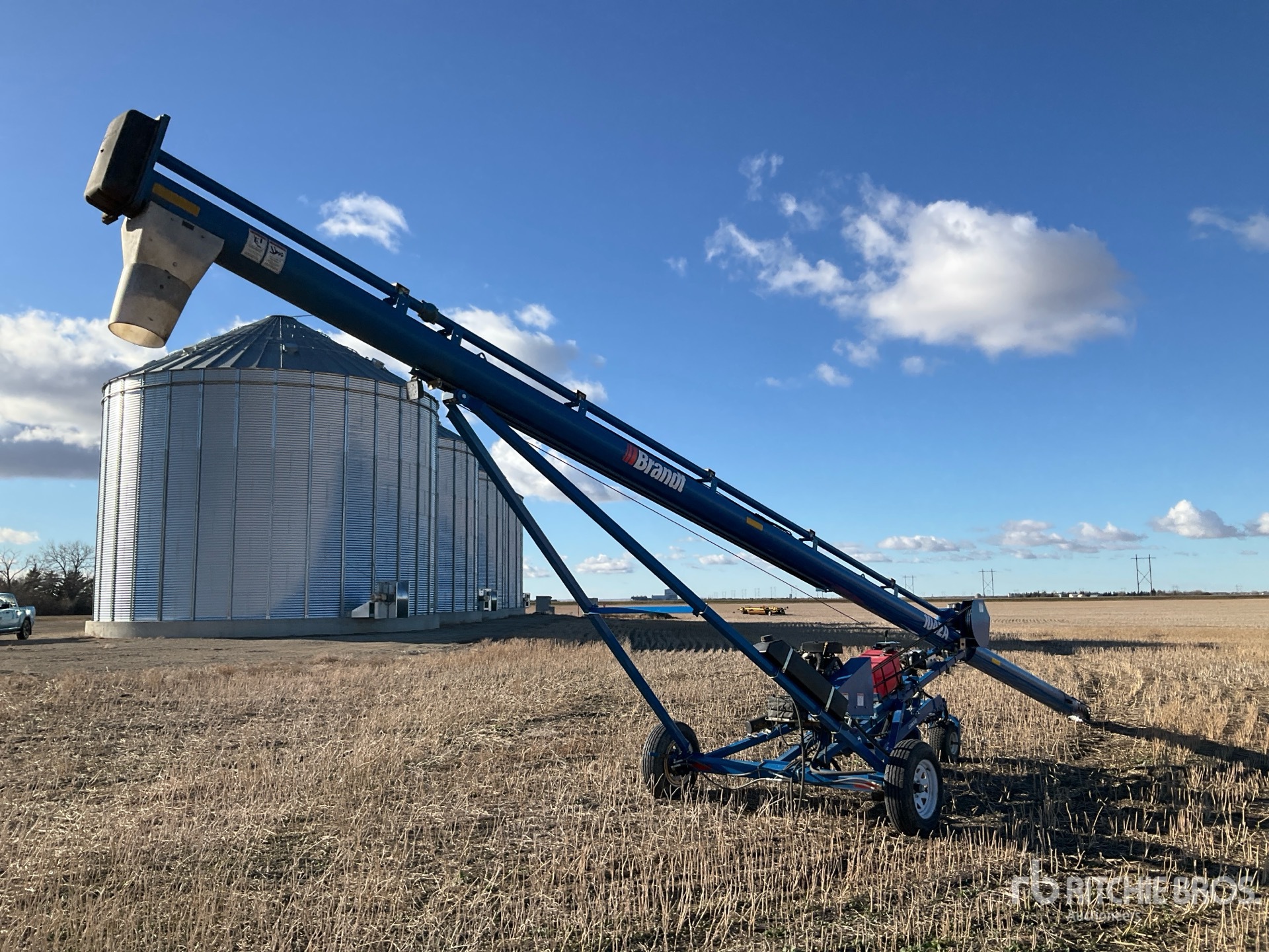 General Appearance with Foto, angolo anteriore sinistro