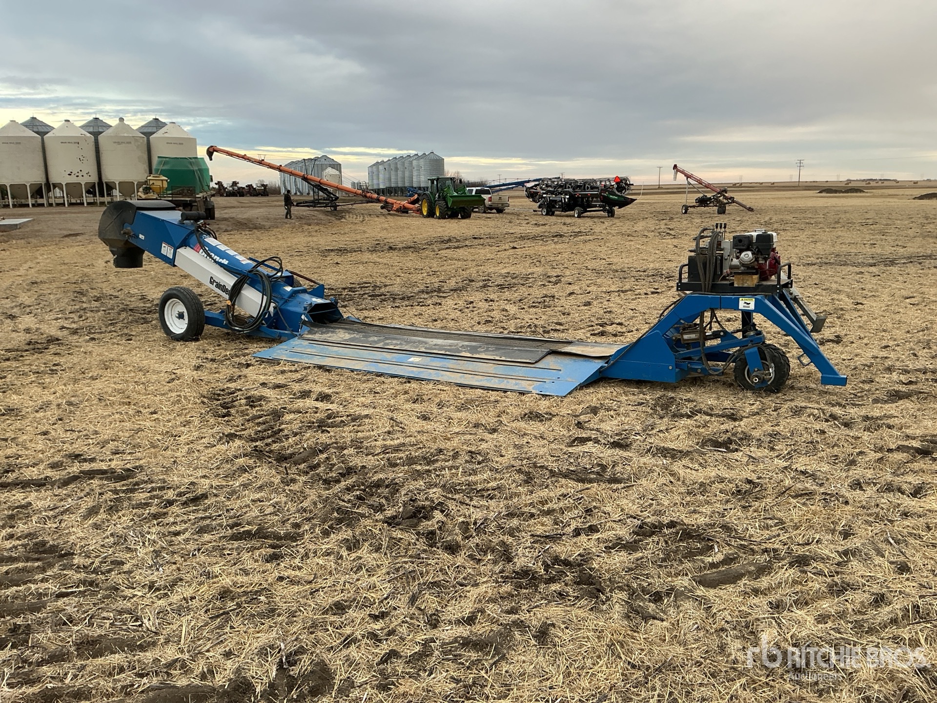 General Appearance with Foto, angolo anteriore destro