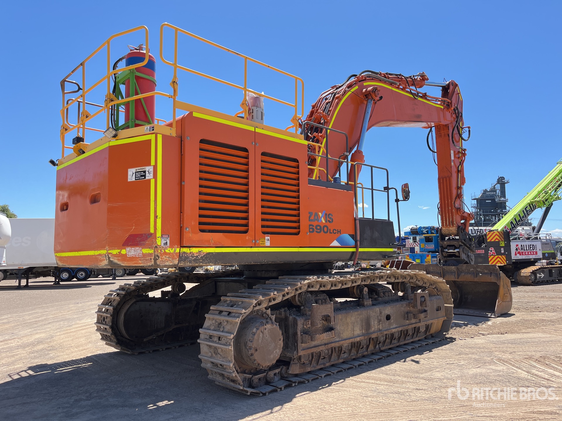 General Appearance with Picture, Right Rear Corner