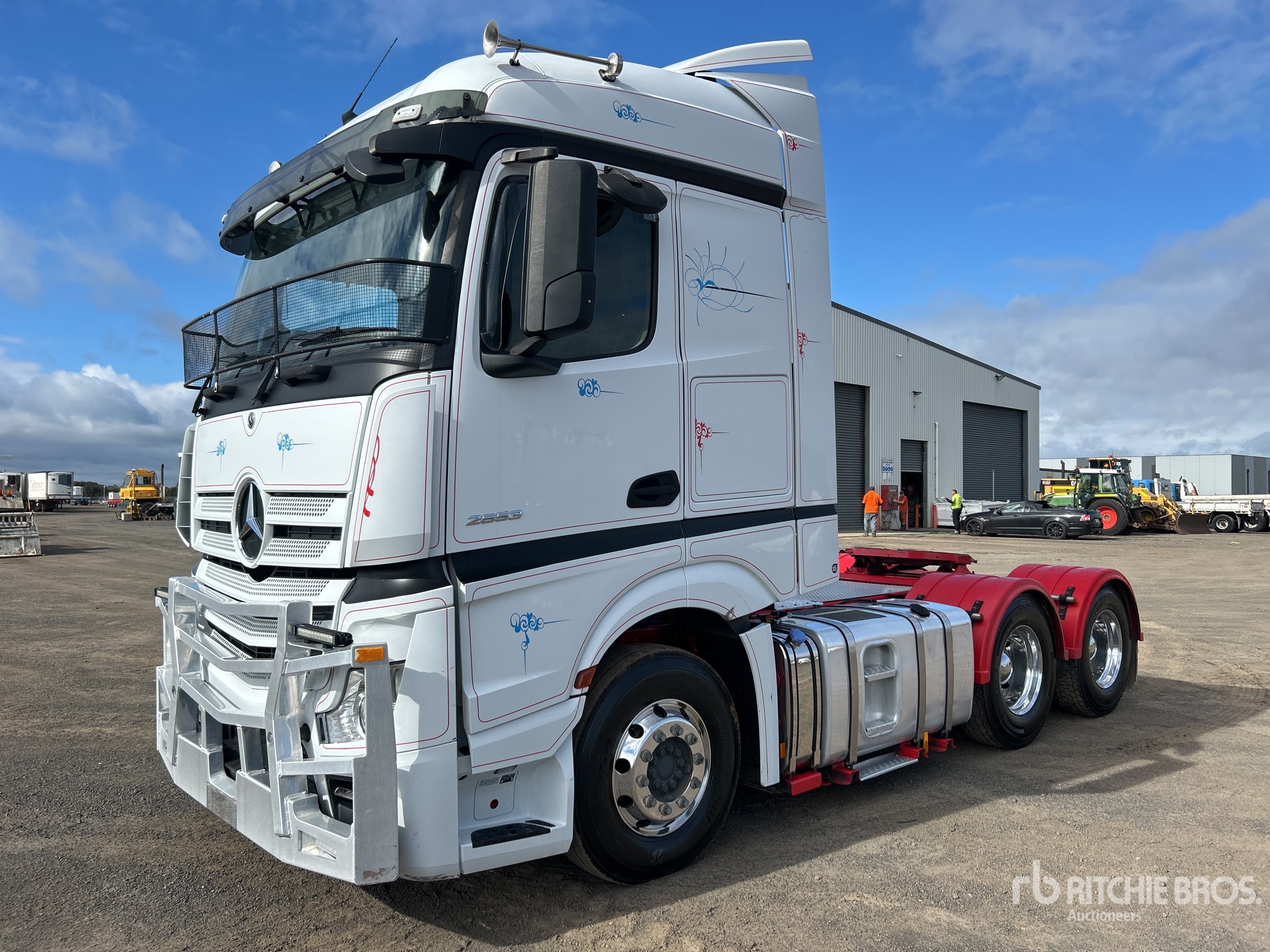 General Appearance with Picture, Right Front Corner