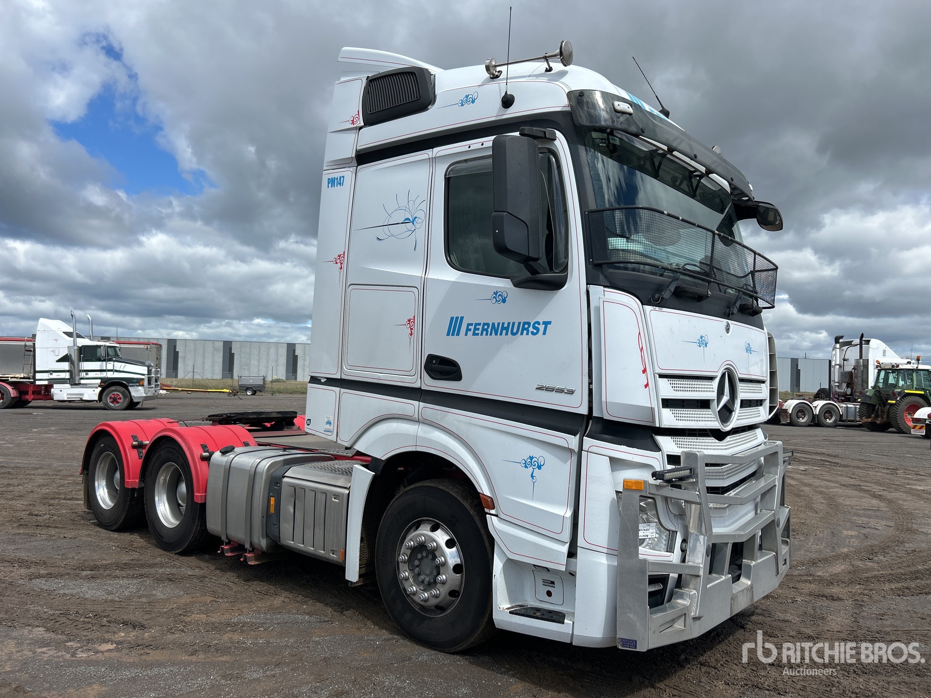 General Appearance with Picture, Left Front Corner