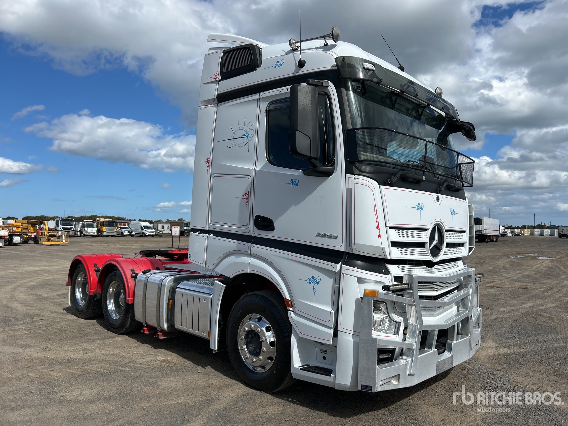 General Appearance with Picture, Left Front Corner