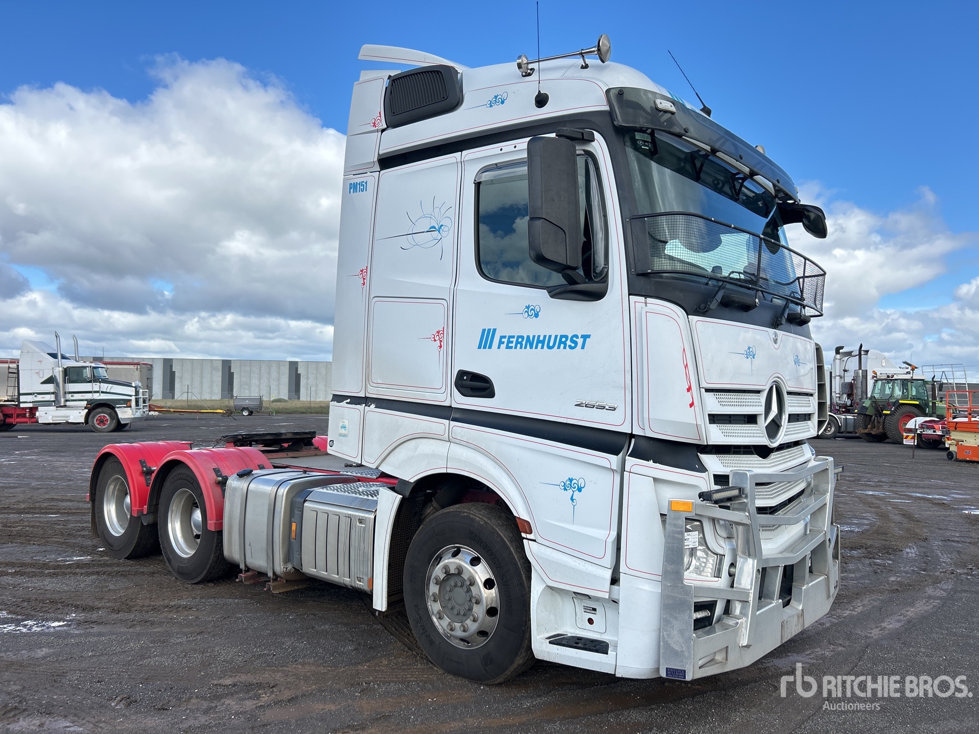 General Appearance with Imagen: esquina delantera izquierda