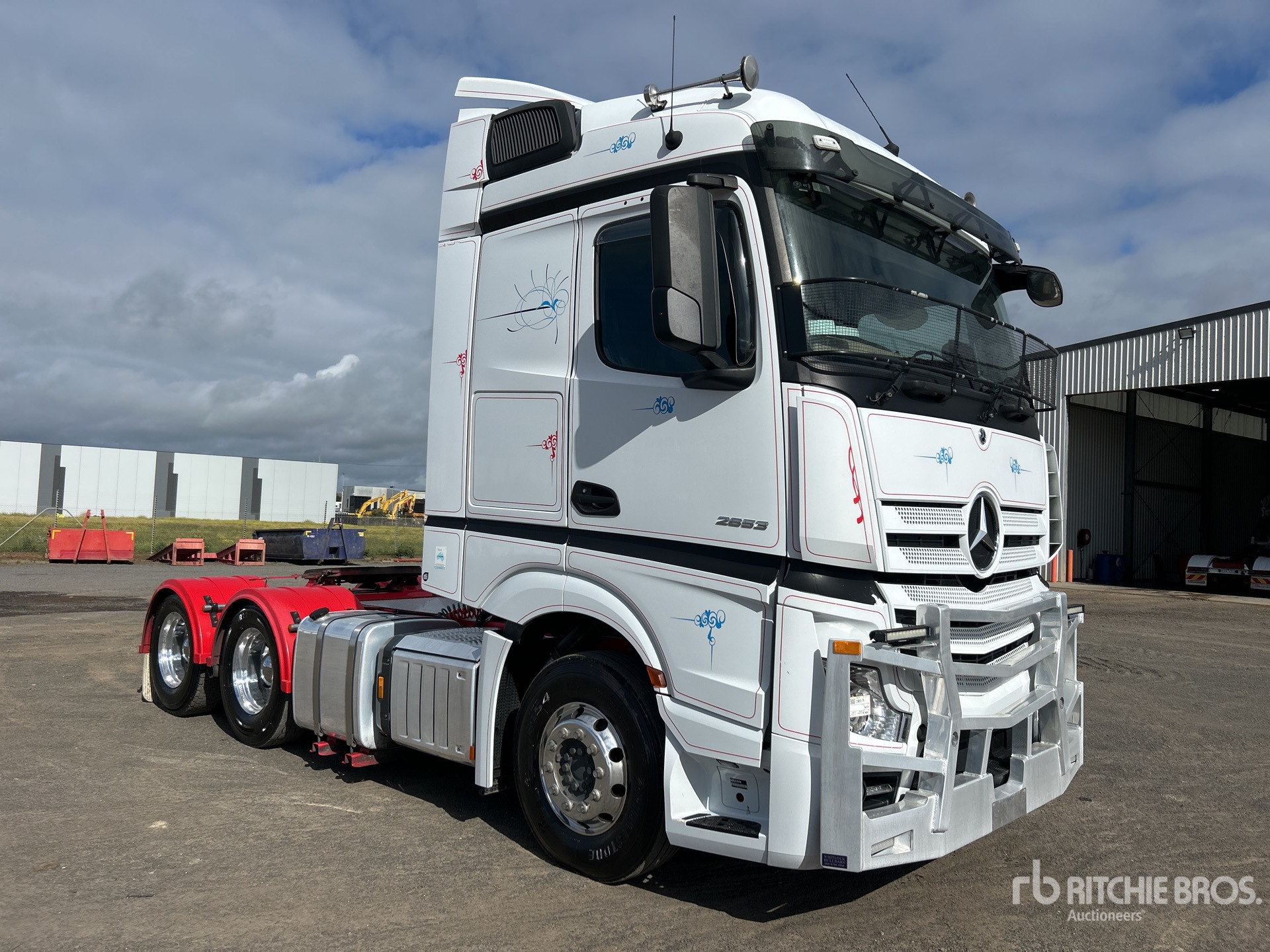 General Appearance with Picture, Left Front Corner