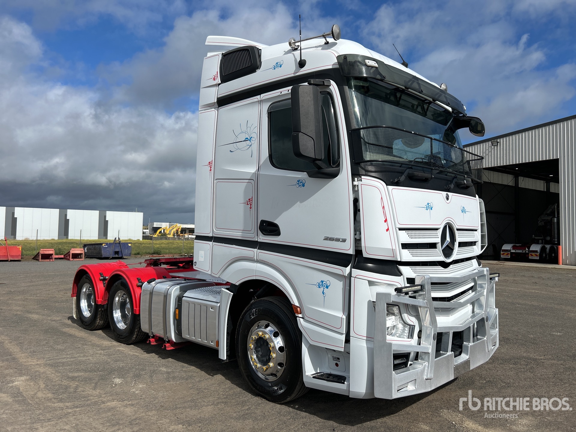 General Appearance with Picture, Left Front Corner