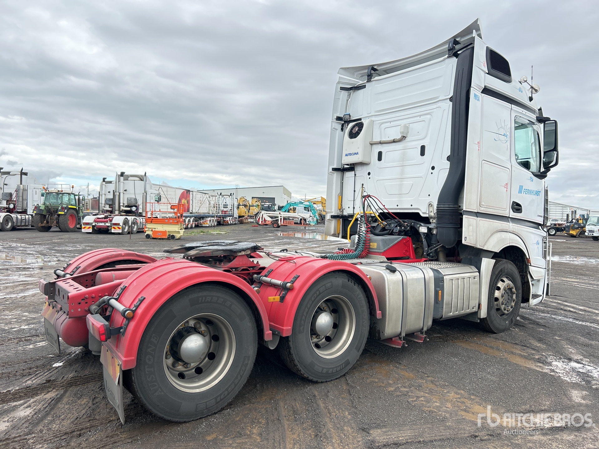 General Appearance with Imagen: esquina trasera izquierda