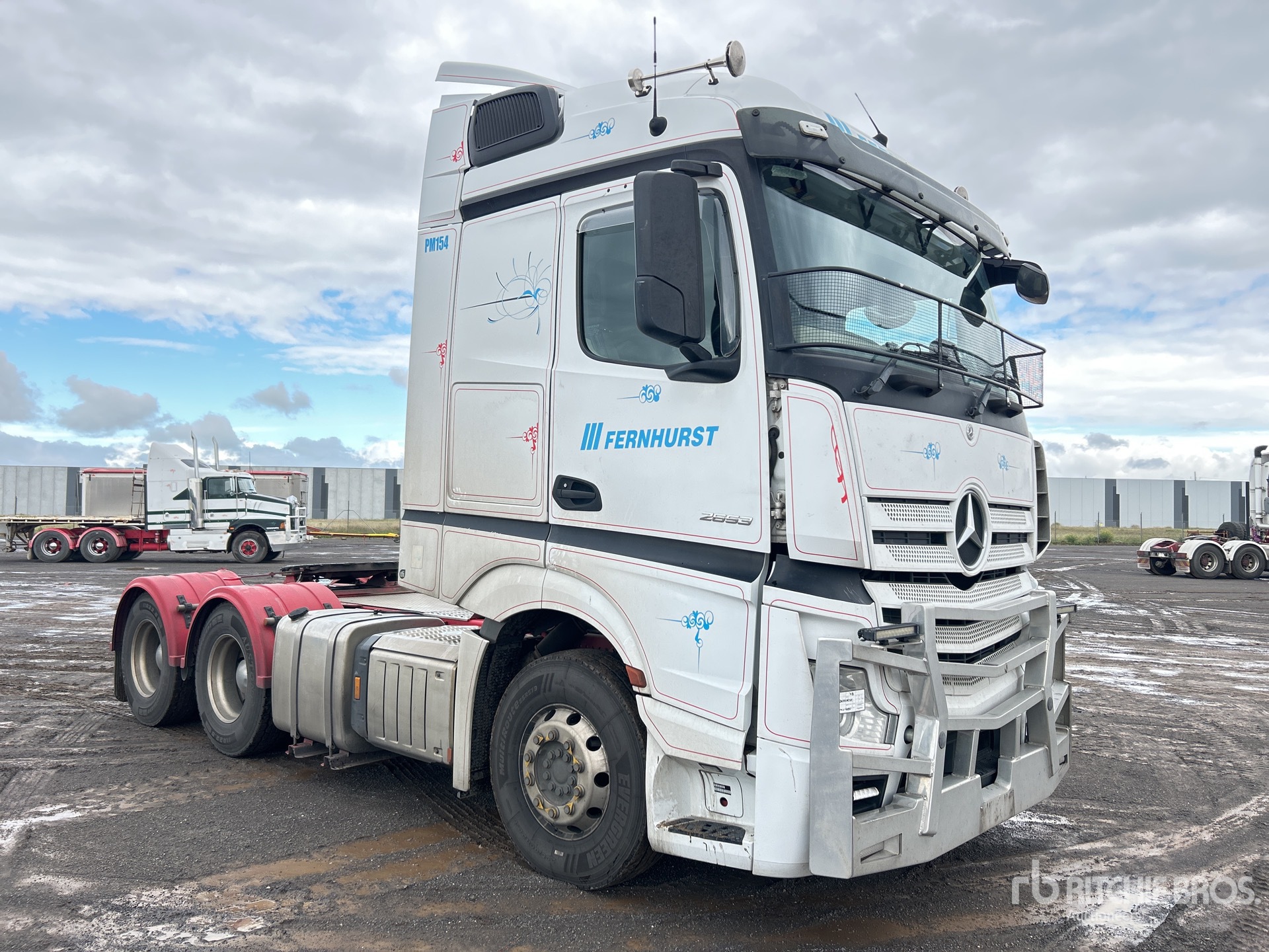 General Appearance with Imagen: esquina delantera izquierda