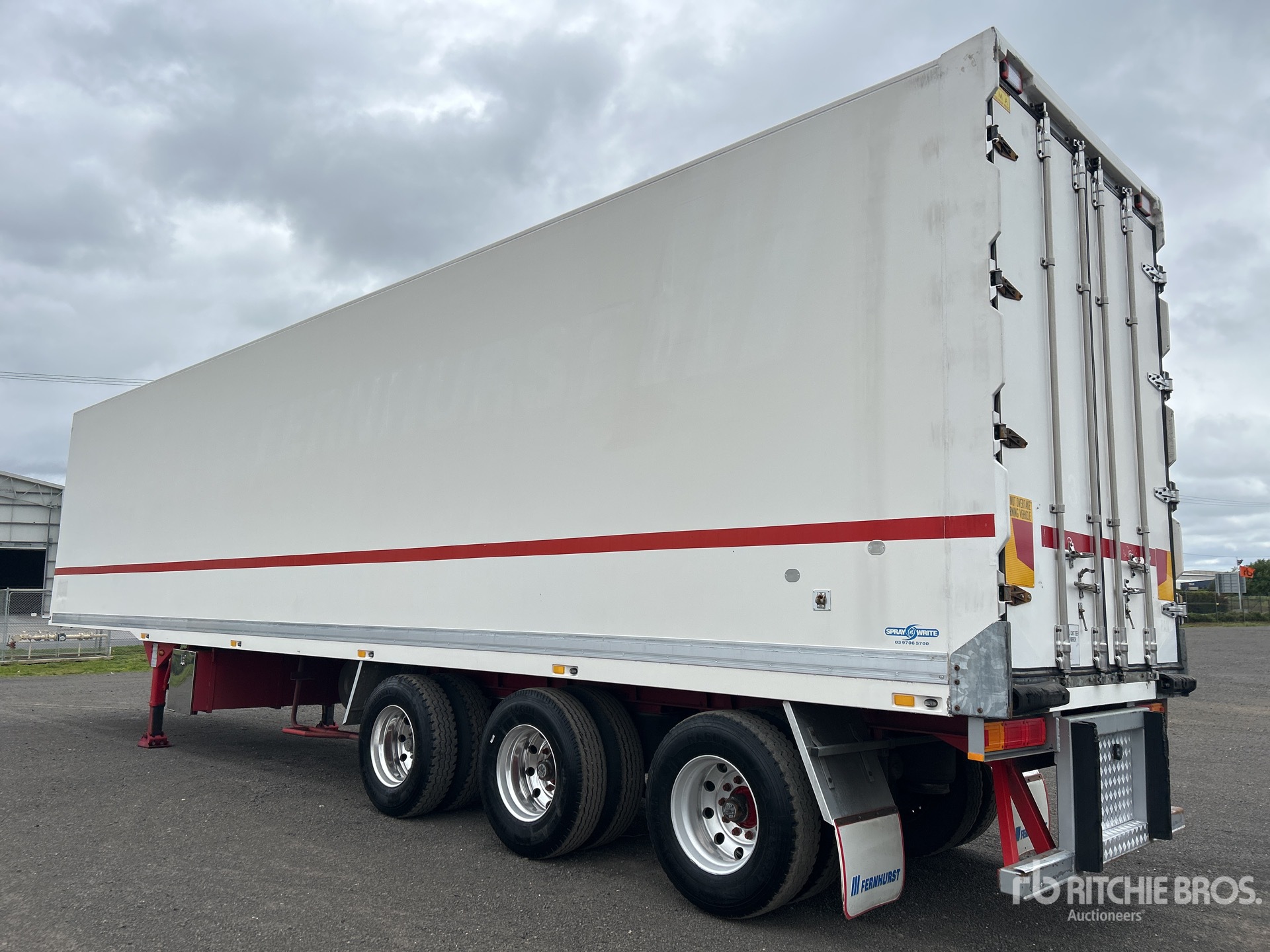 General Appearance with Imagen: esquina trasera derecha