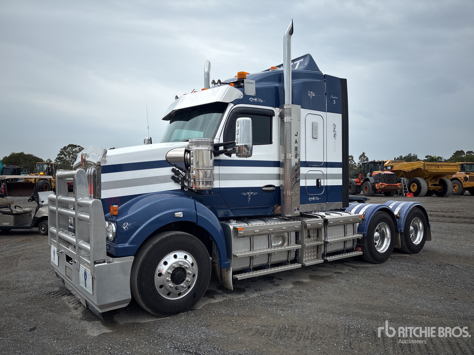 General Appearance with Image, coin avant droit