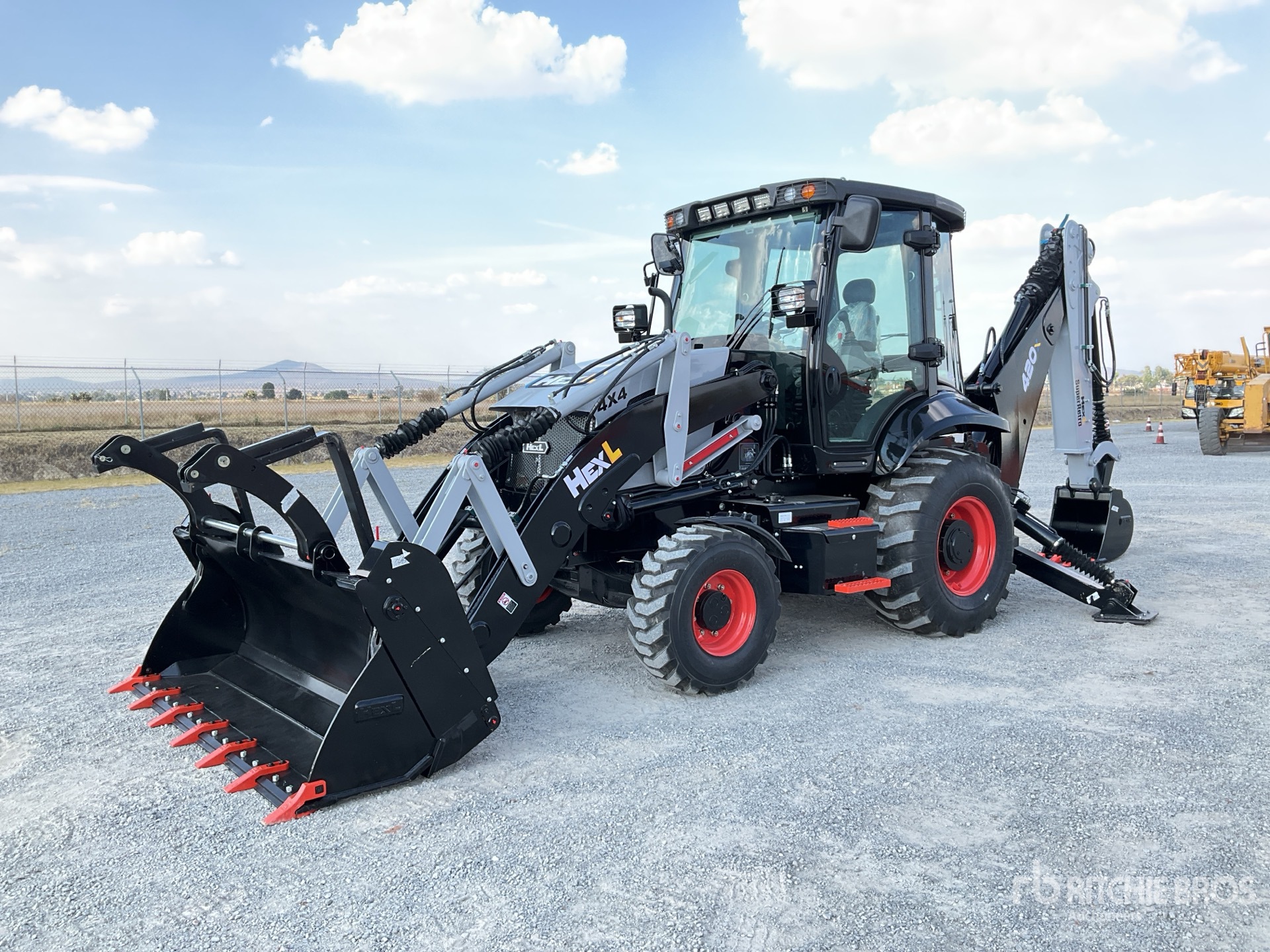 General Appearance with Featured Photo