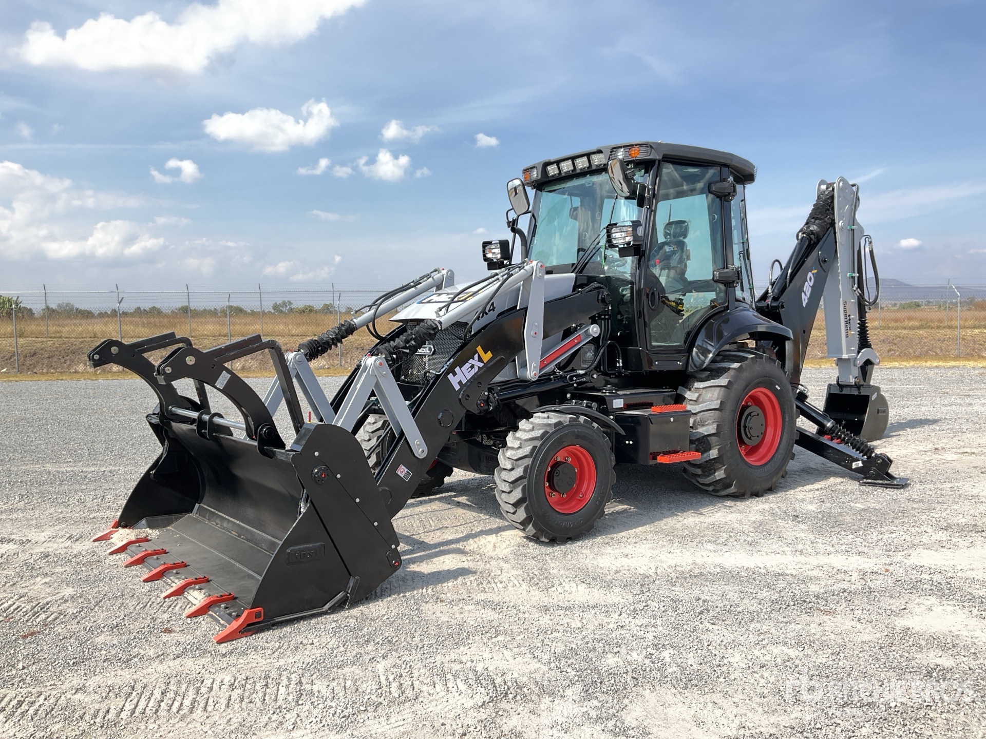 General Appearance with Featured Photo