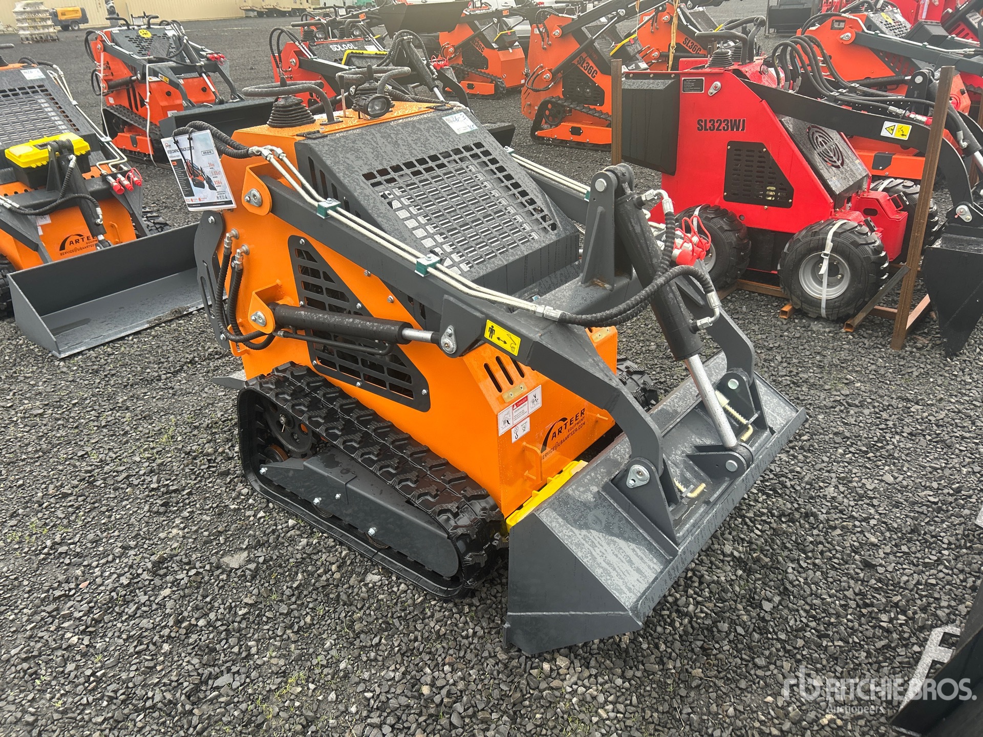 General Appearance with Picture, Right Front Corner