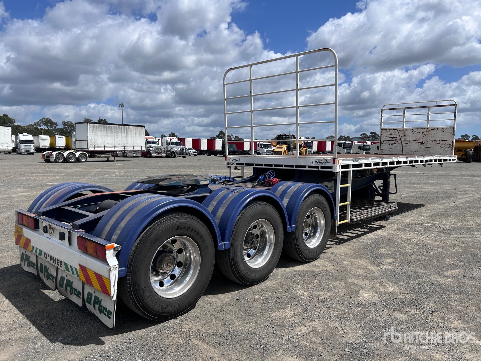 General Appearance with Imagen: esquina trasera izquierda