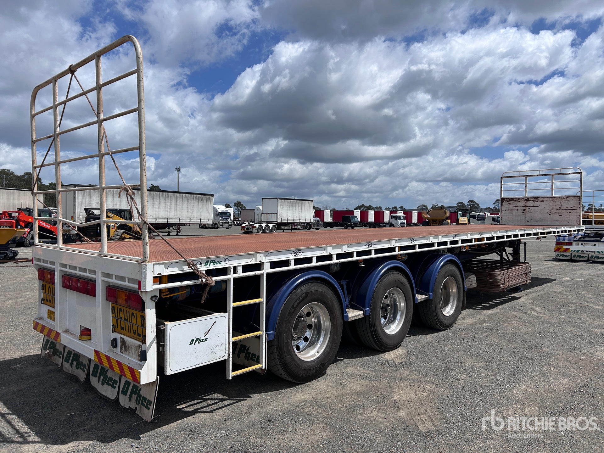 General Appearance with Imagen: esquina trasera izquierda