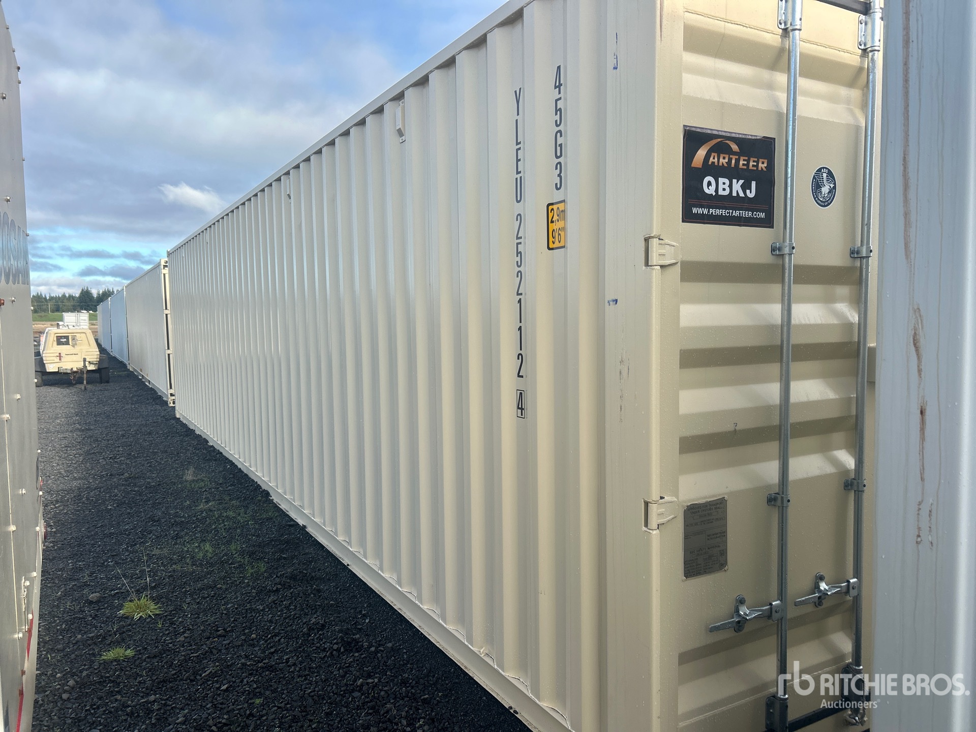 General Appearance with Picture, Left Rear Corner