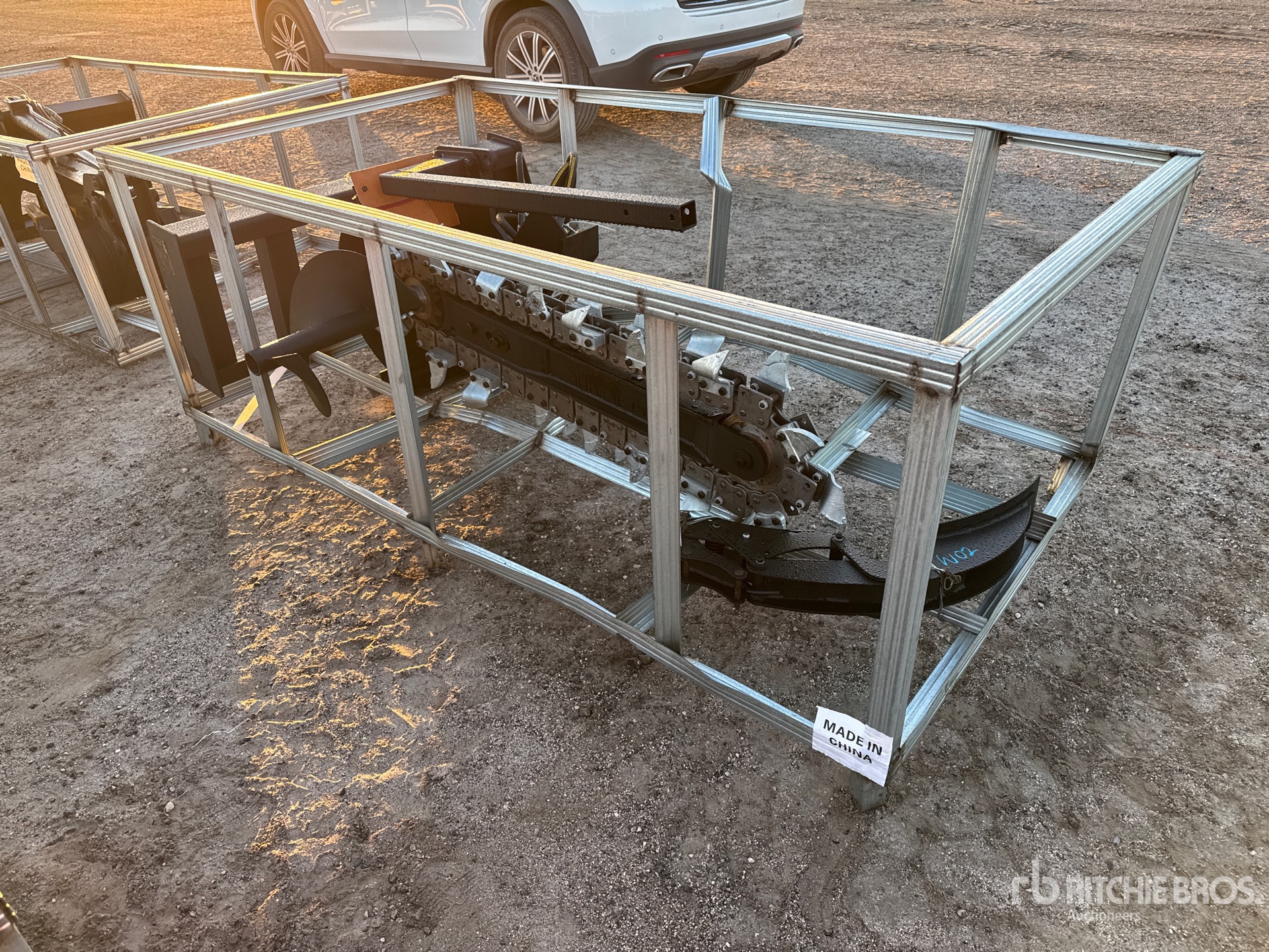 General Appearance with Picture, Right Front Corner