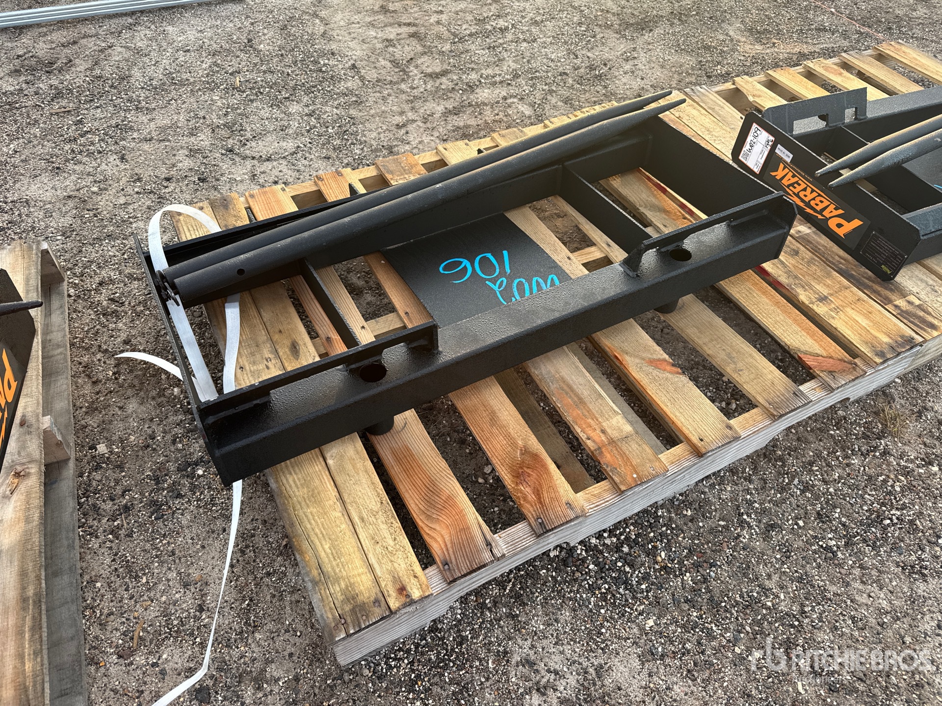 General Appearance with Image, coin arrière droit