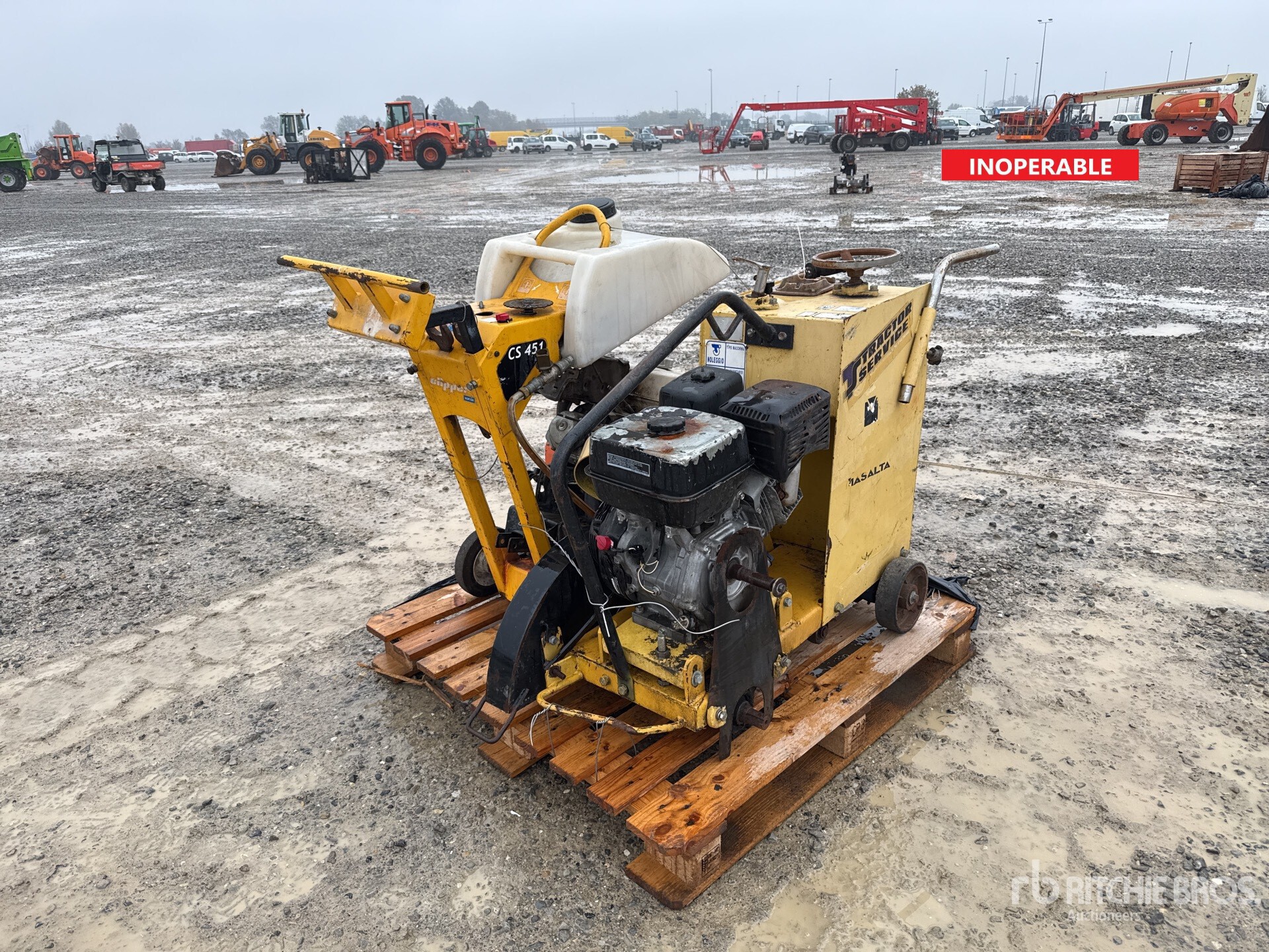 General Appearance with Featured Photo