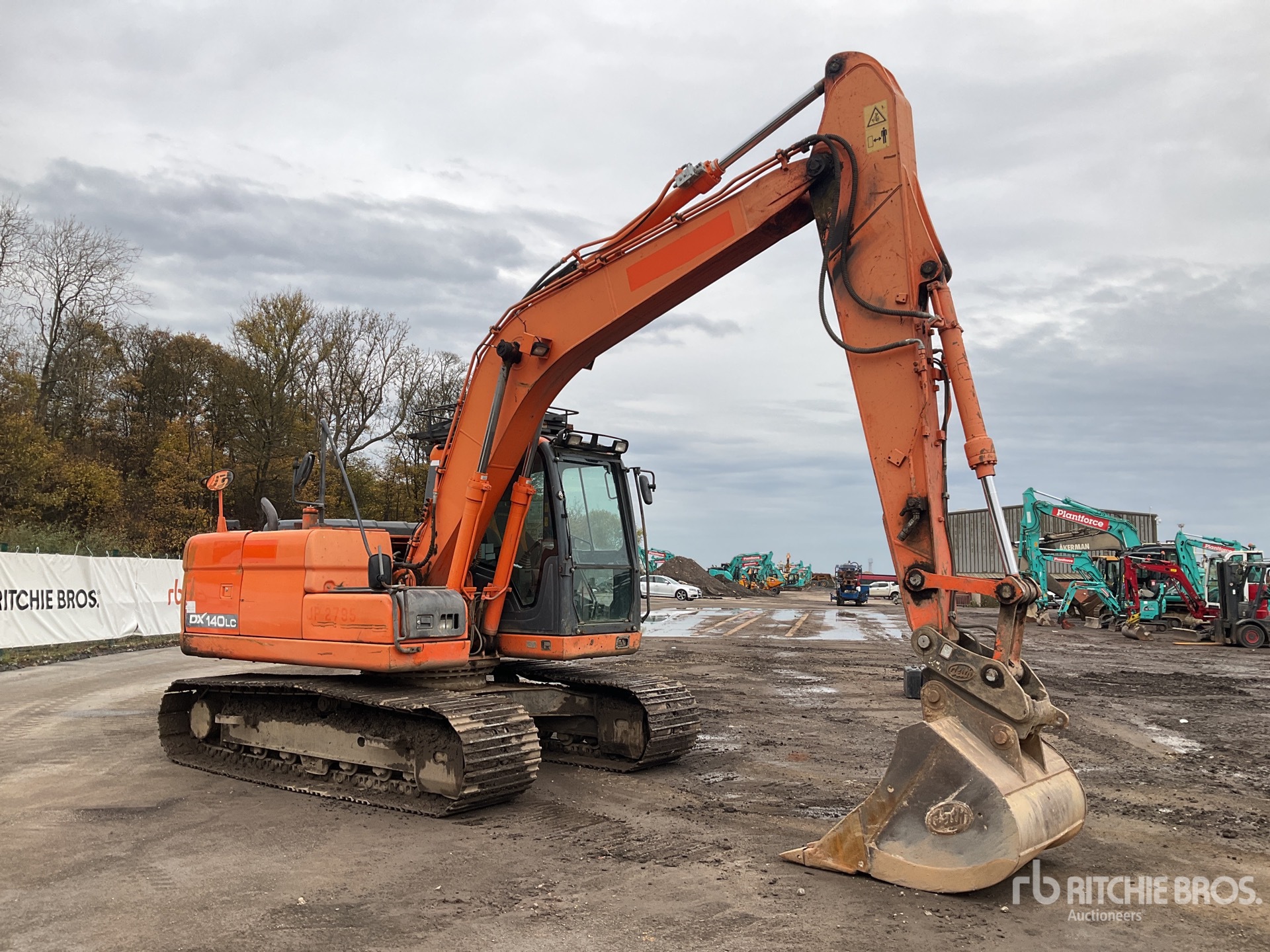 General Appearance with Foto, angolo anteriore destro