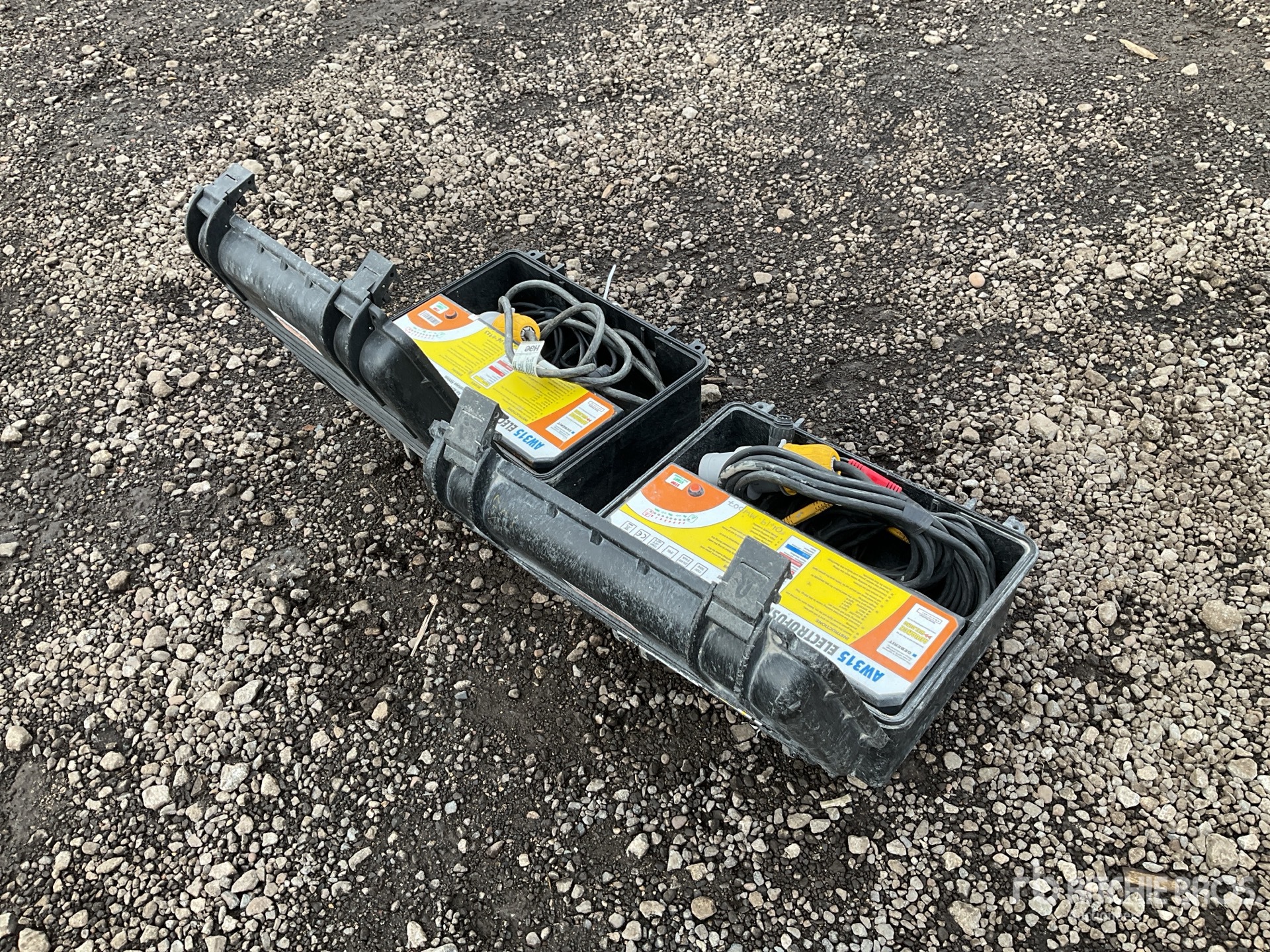 Aspect général with Image, coin arrière gauche