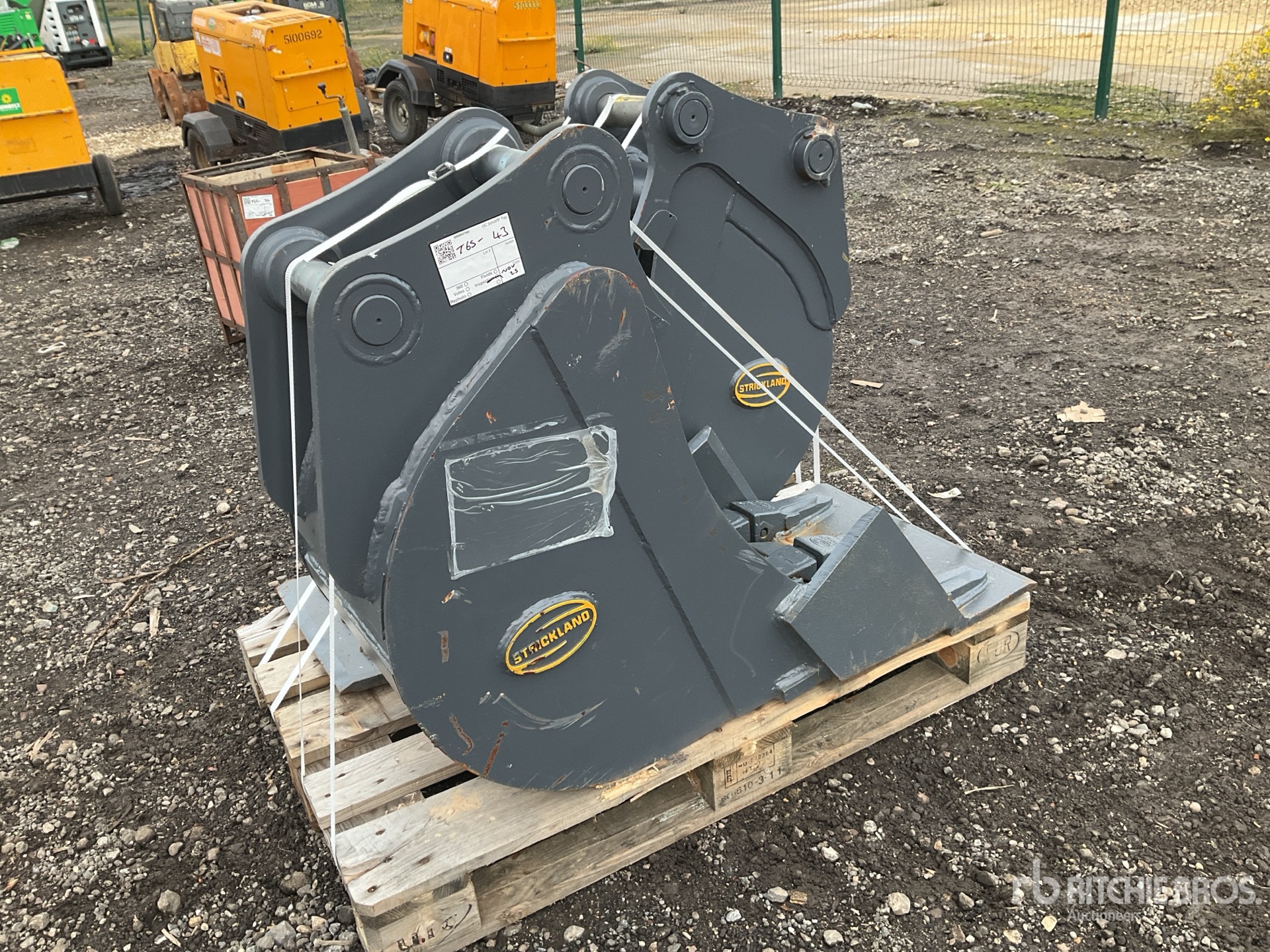 General Appearance with Picture, Left Front Corner