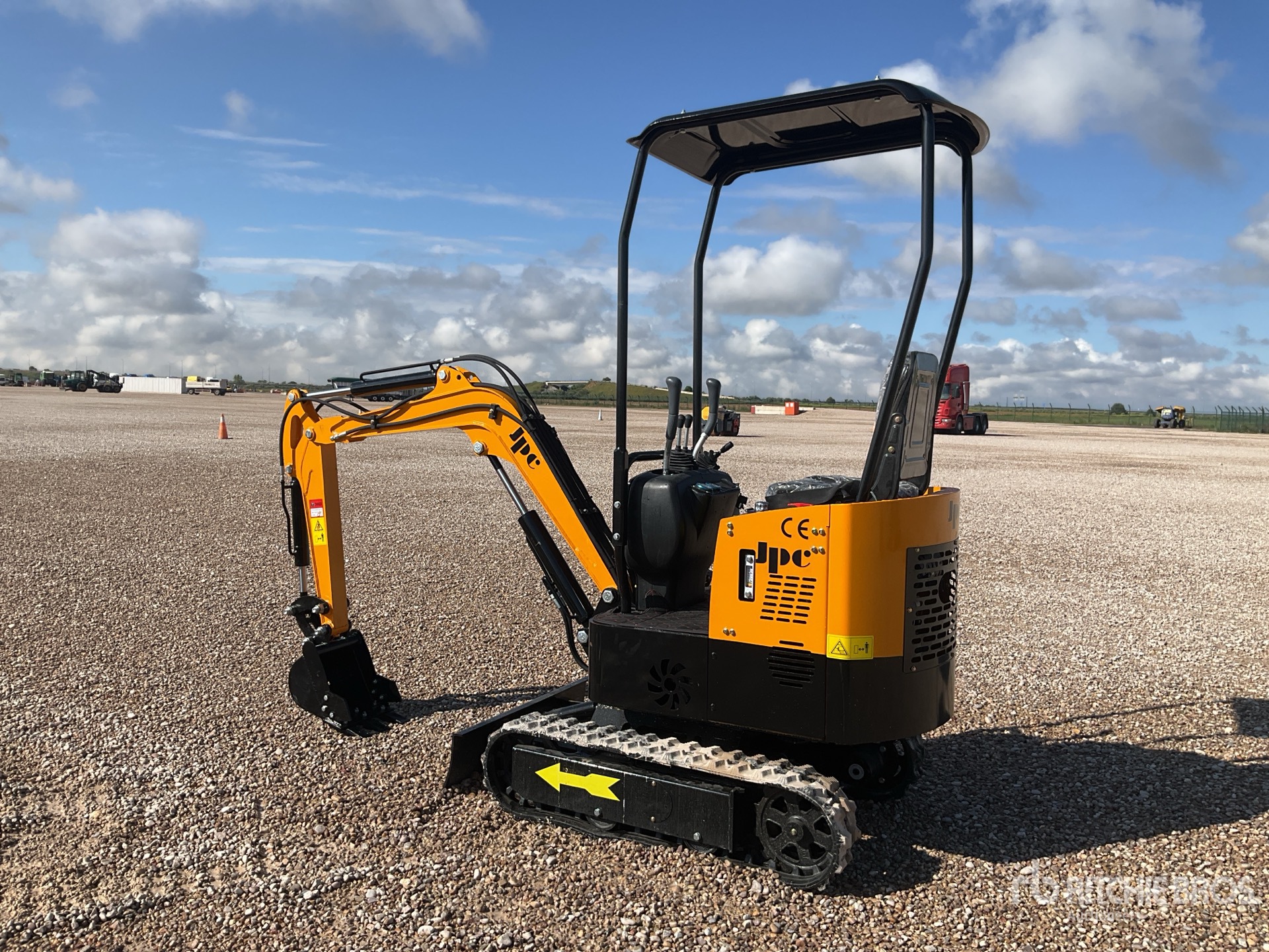 General Appearance with Picture, Left Rear Corner