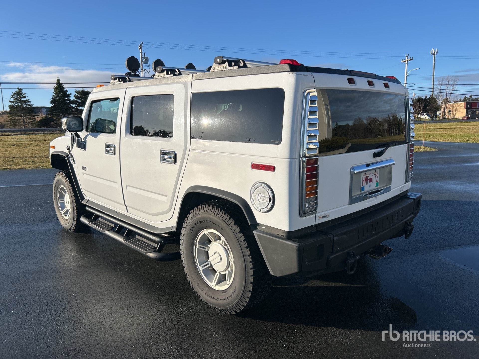 General Appearance with Picture, Left Rear Corner