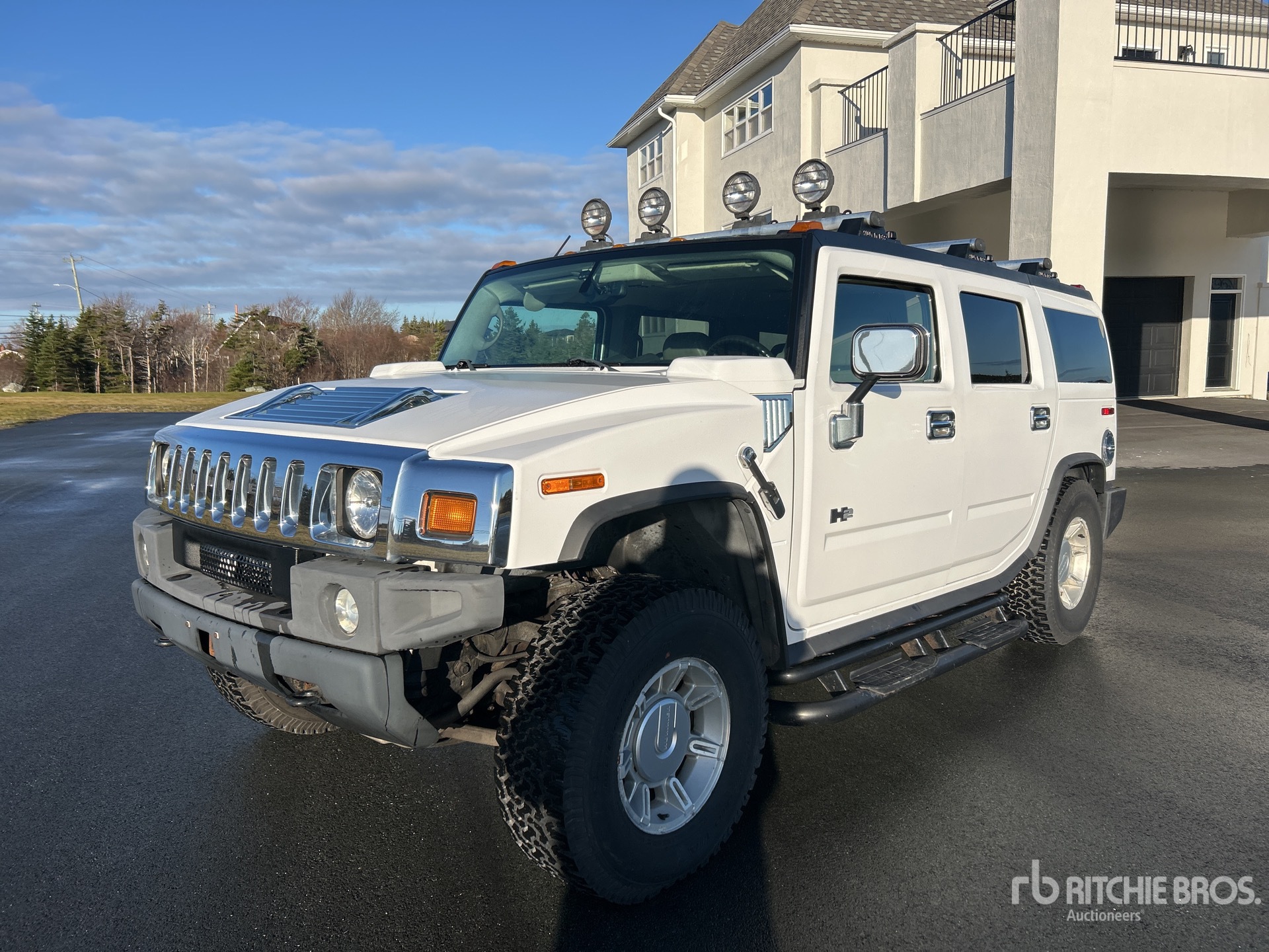 General Appearance with Featured Photo