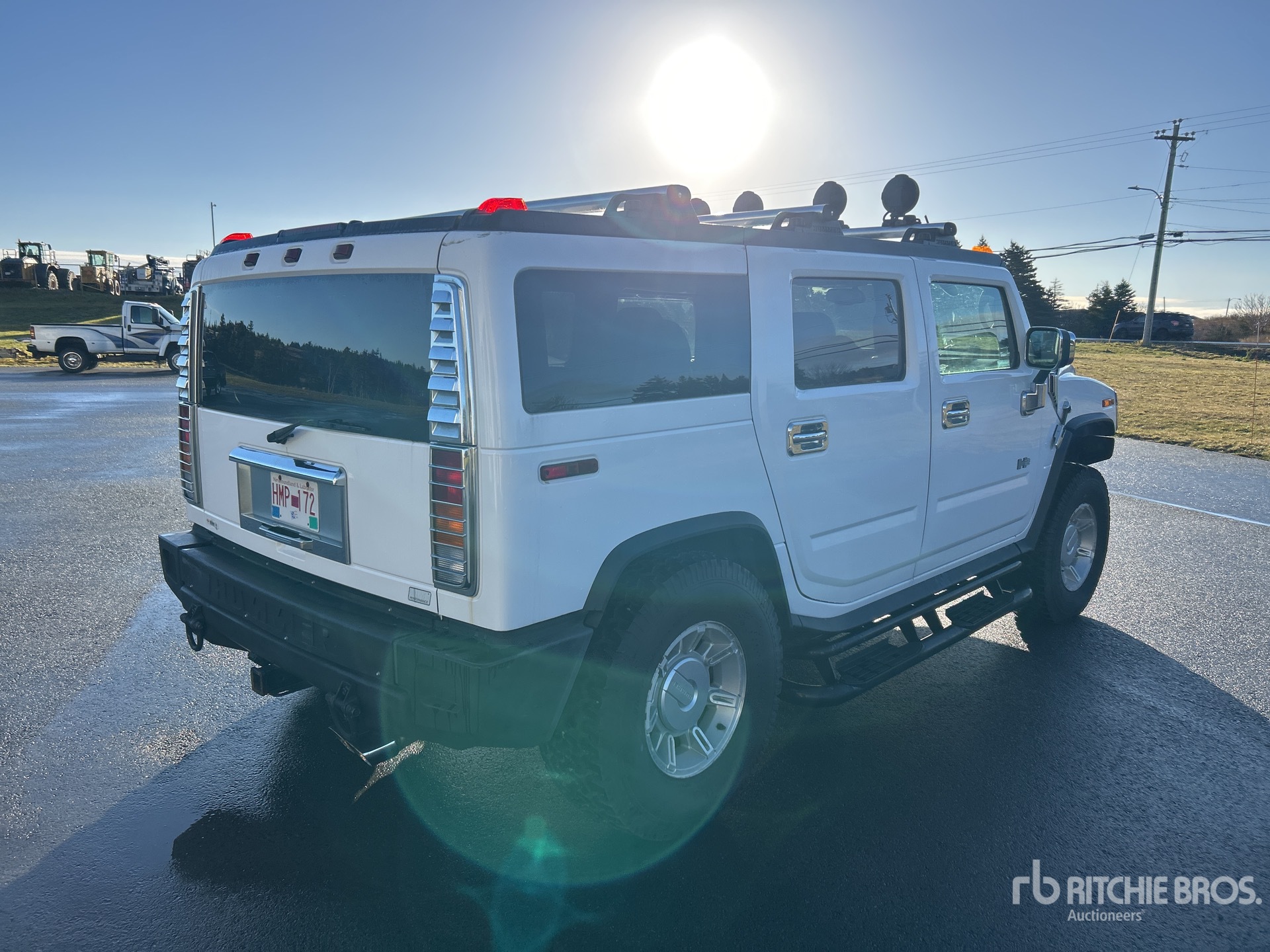 General Appearance with Picture, Right Rear Corner