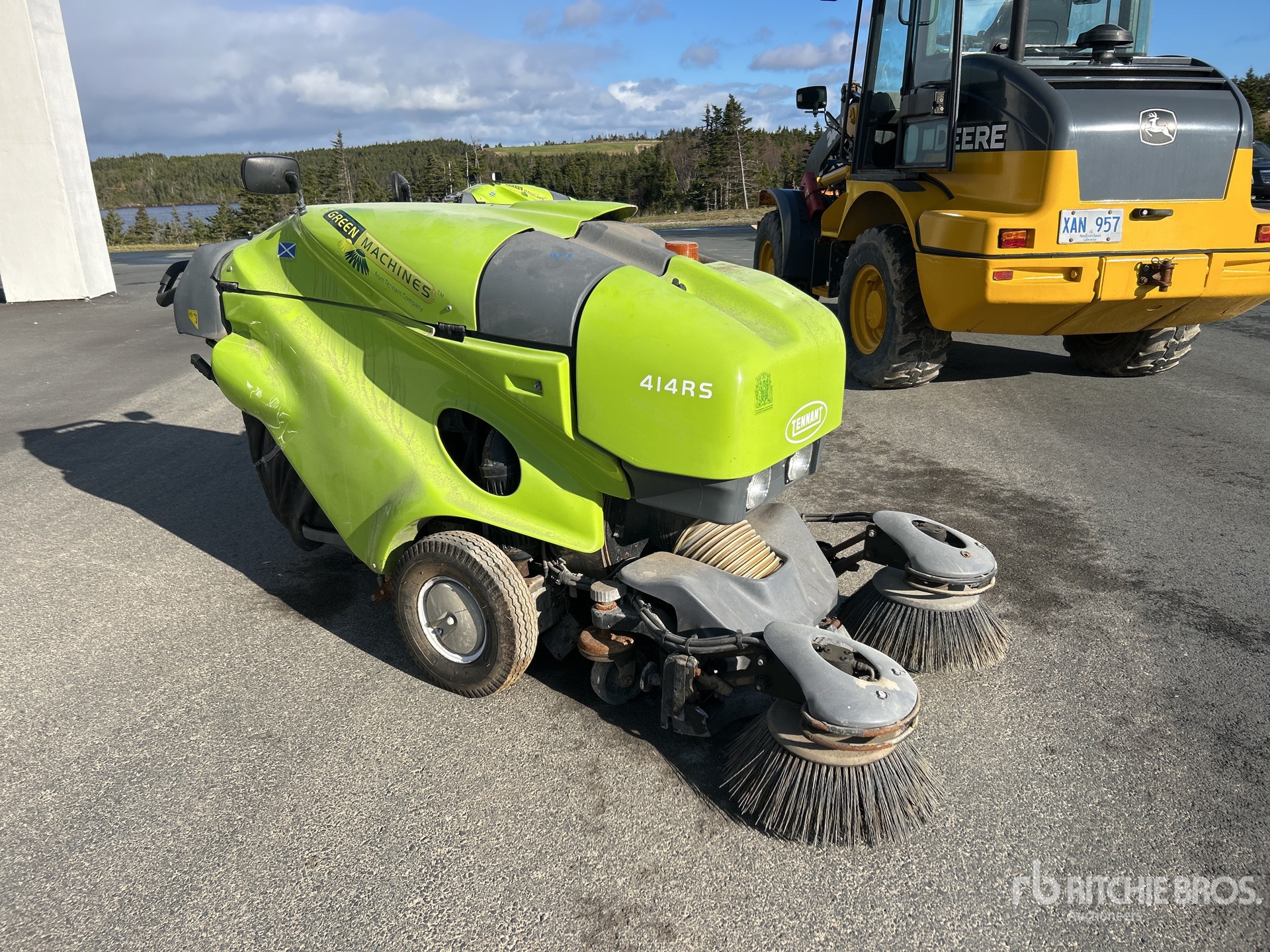 General Appearance with Imagen: esquina delantera derecha