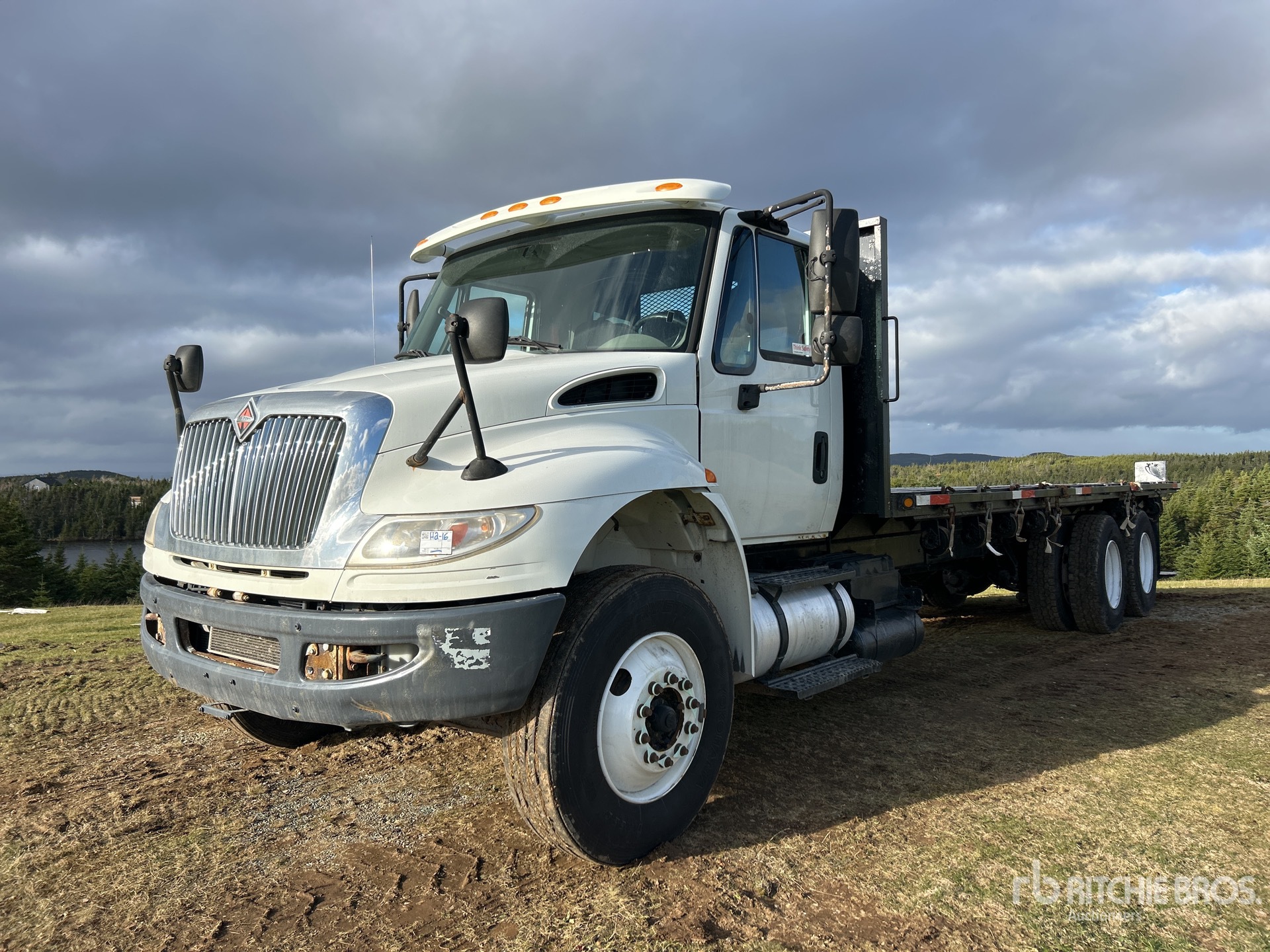 General Appearance with Featured Photo