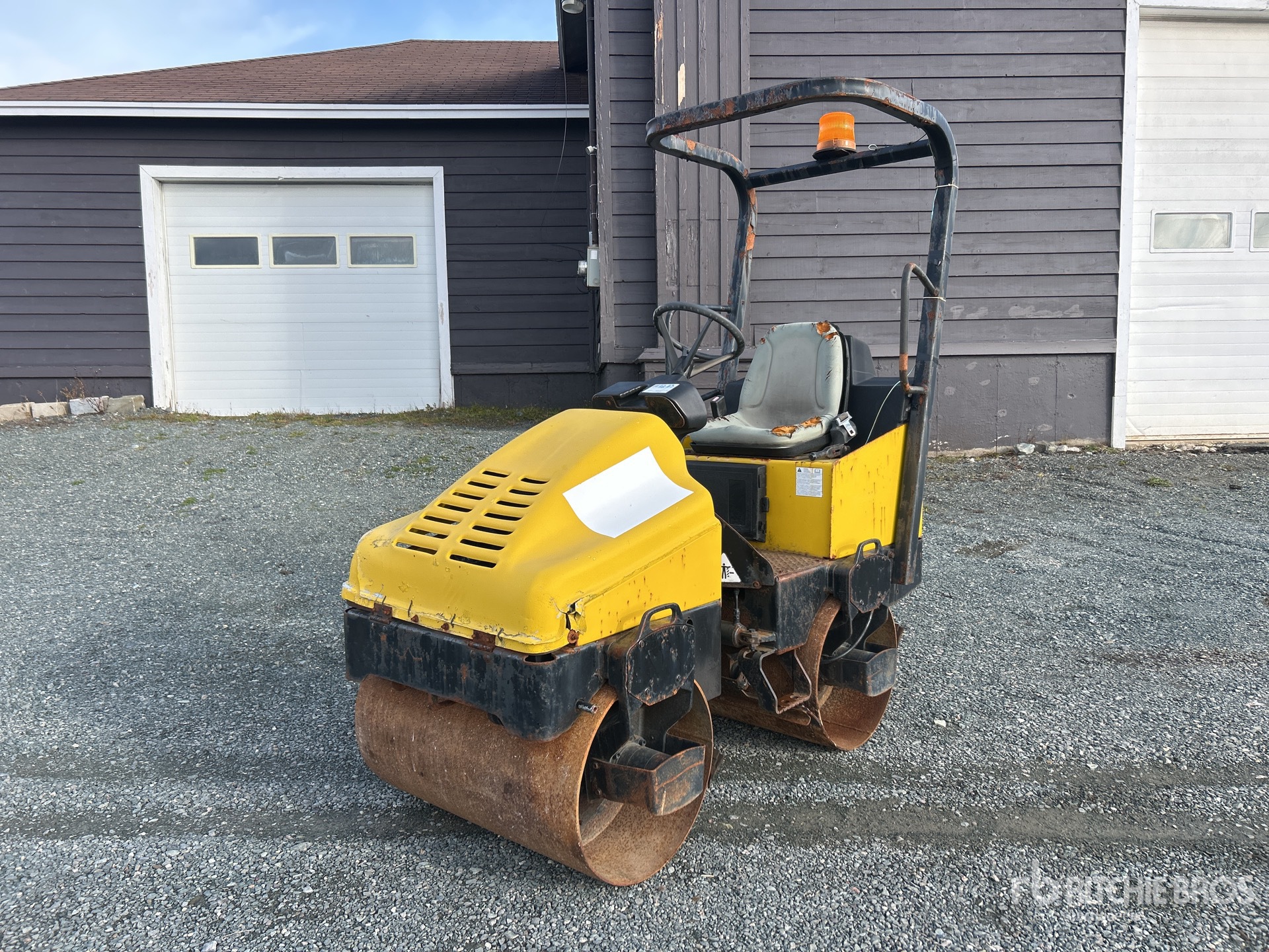 General Appearance with Featured Photo