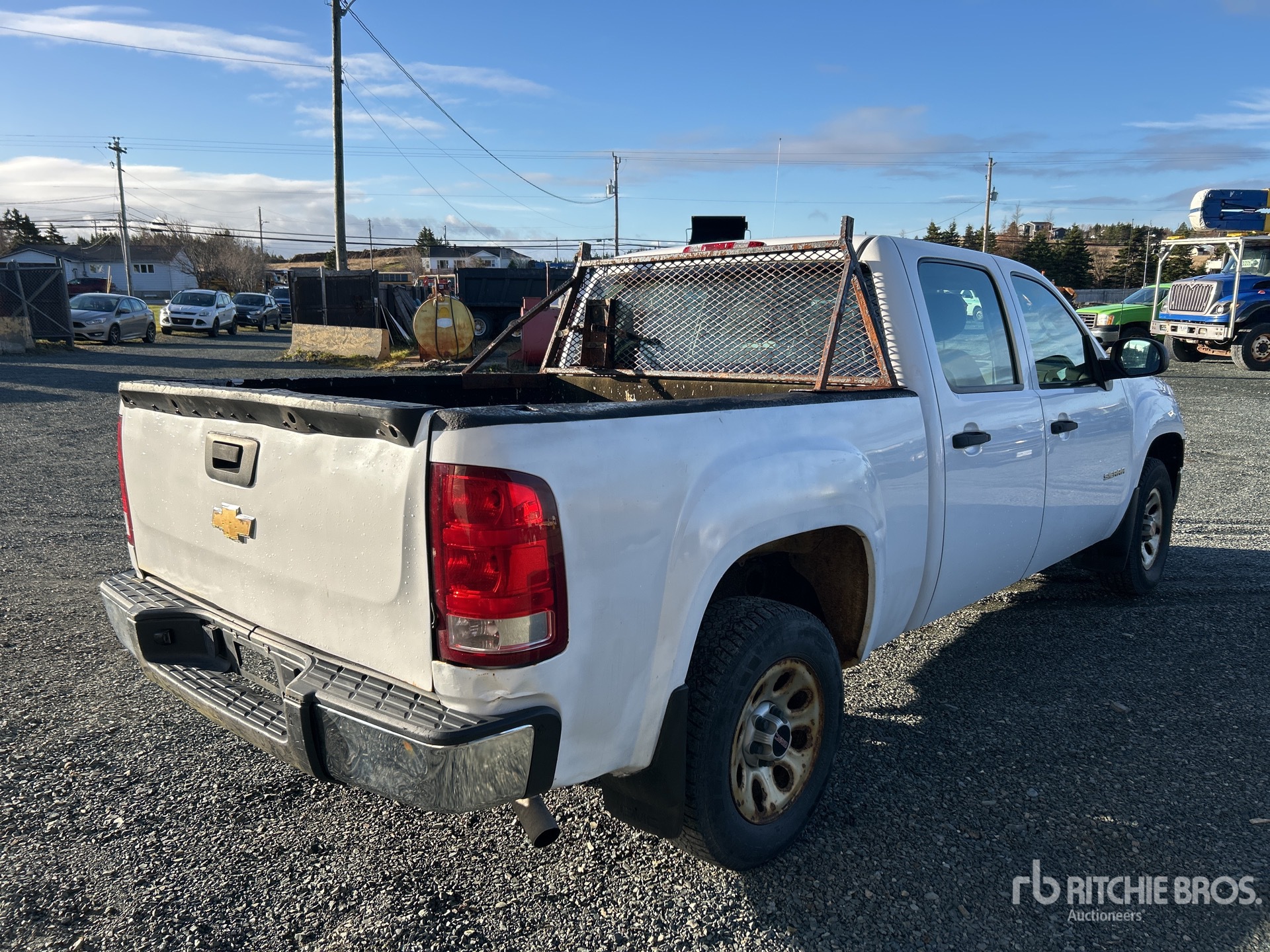 General Appearance with Picture, Right Rear Corner