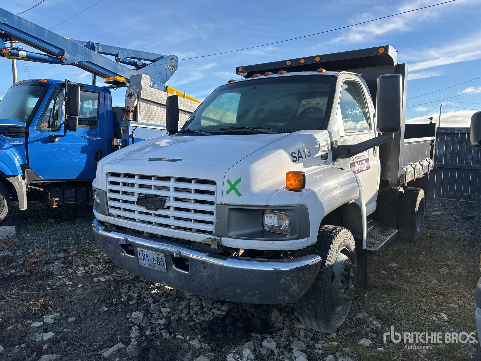 General Appearance with Picture, Left Front Corner