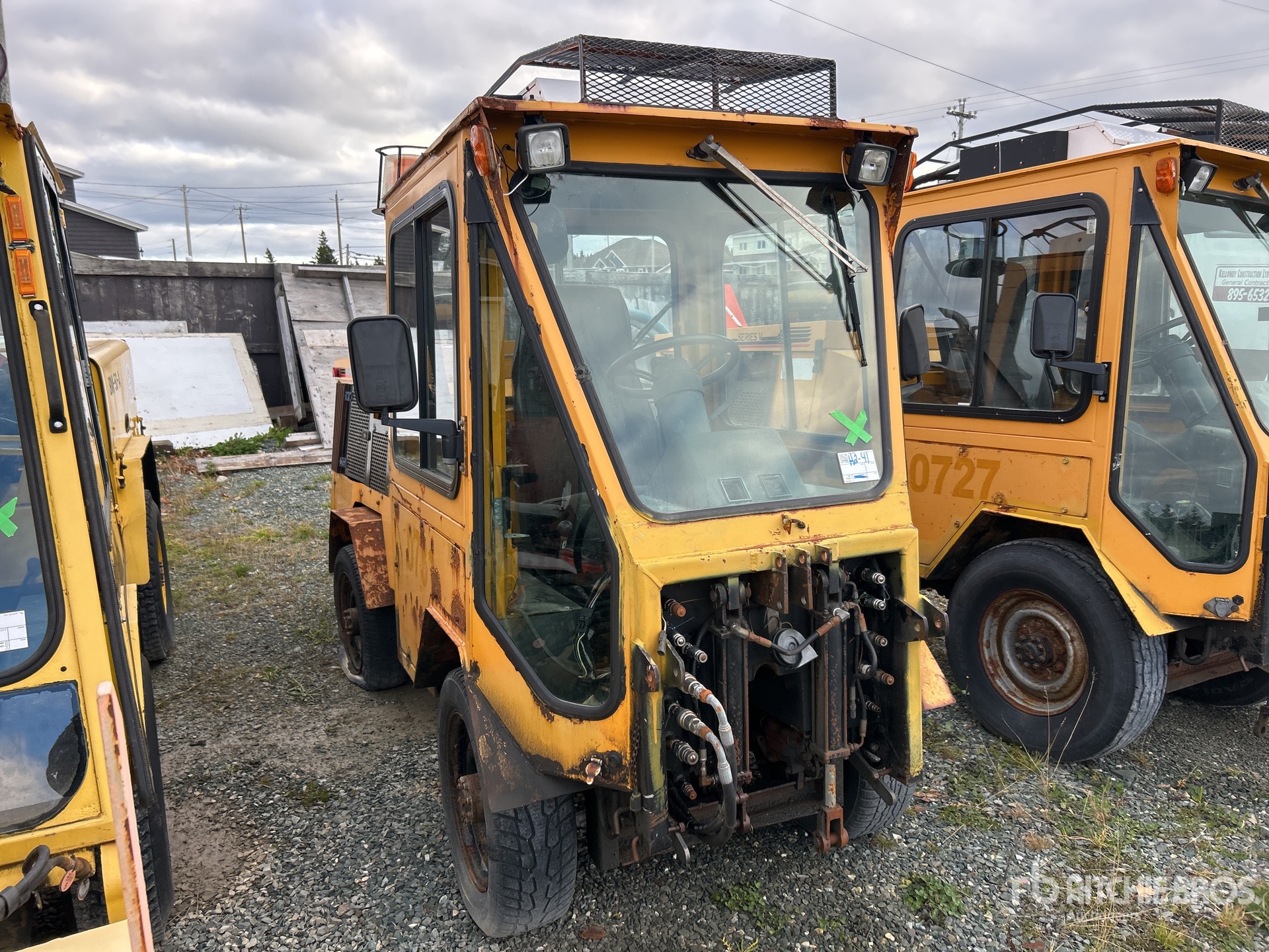 General Appearance with Imagen: esquina delantera derecha