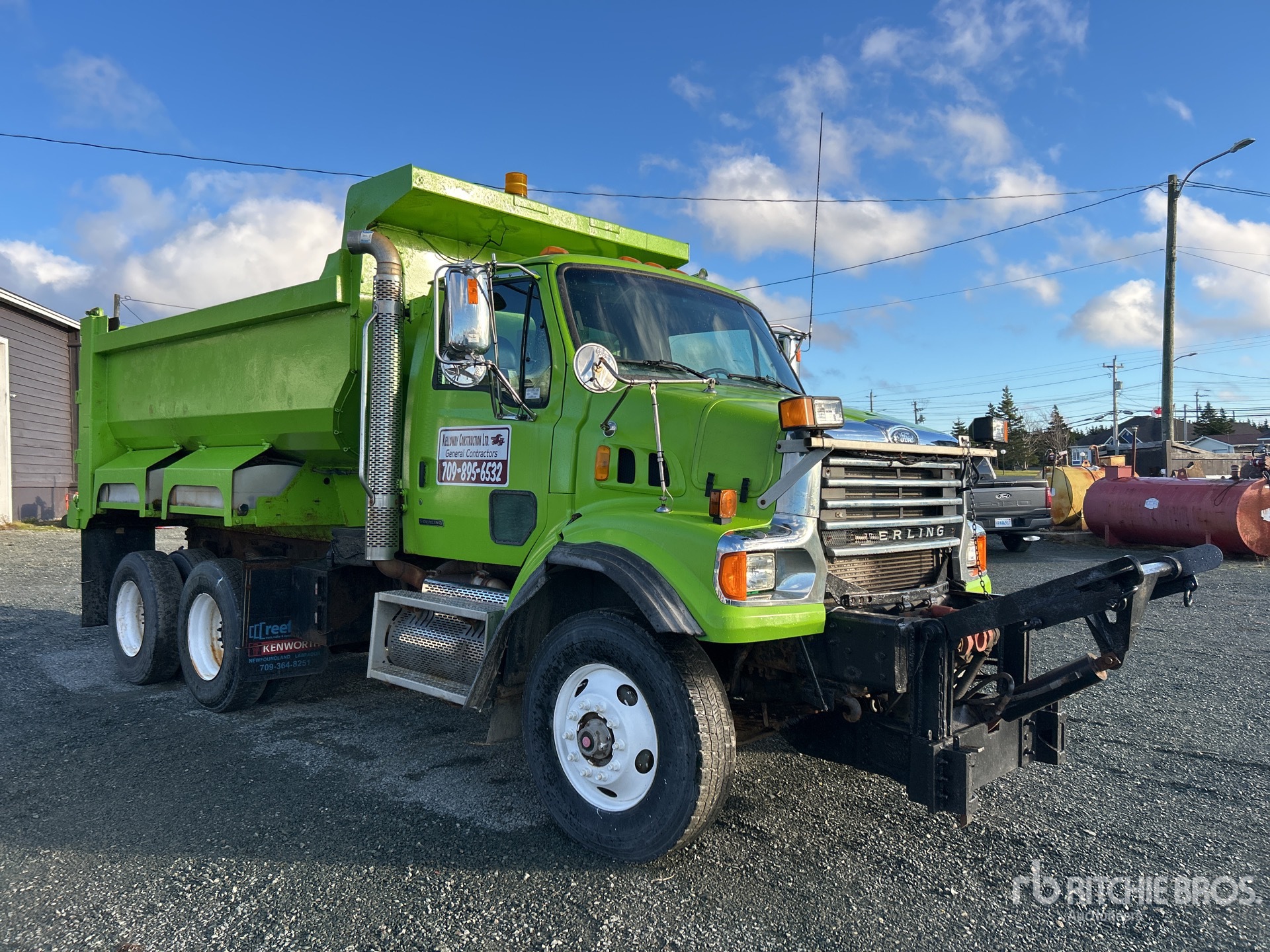 General Appearance with Foto, angolo anteriore destro