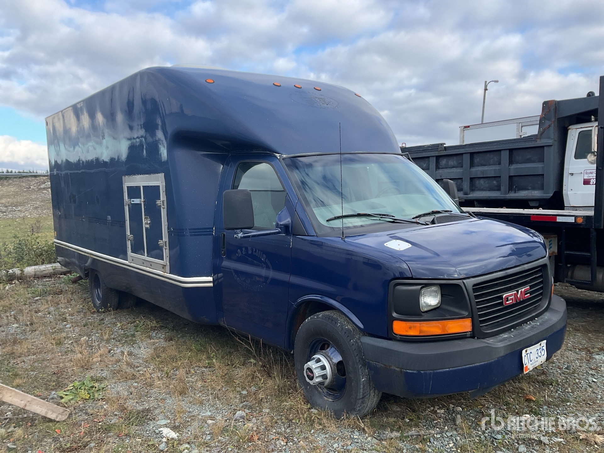 General Appearance with Imagen: esquina delantera derecha