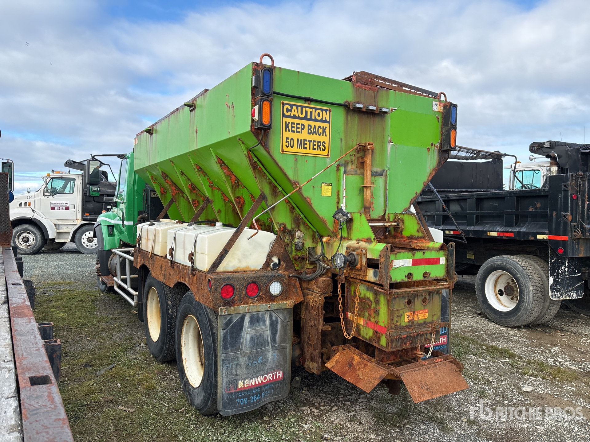 General Appearance with Imagen: esquina trasera izquierda