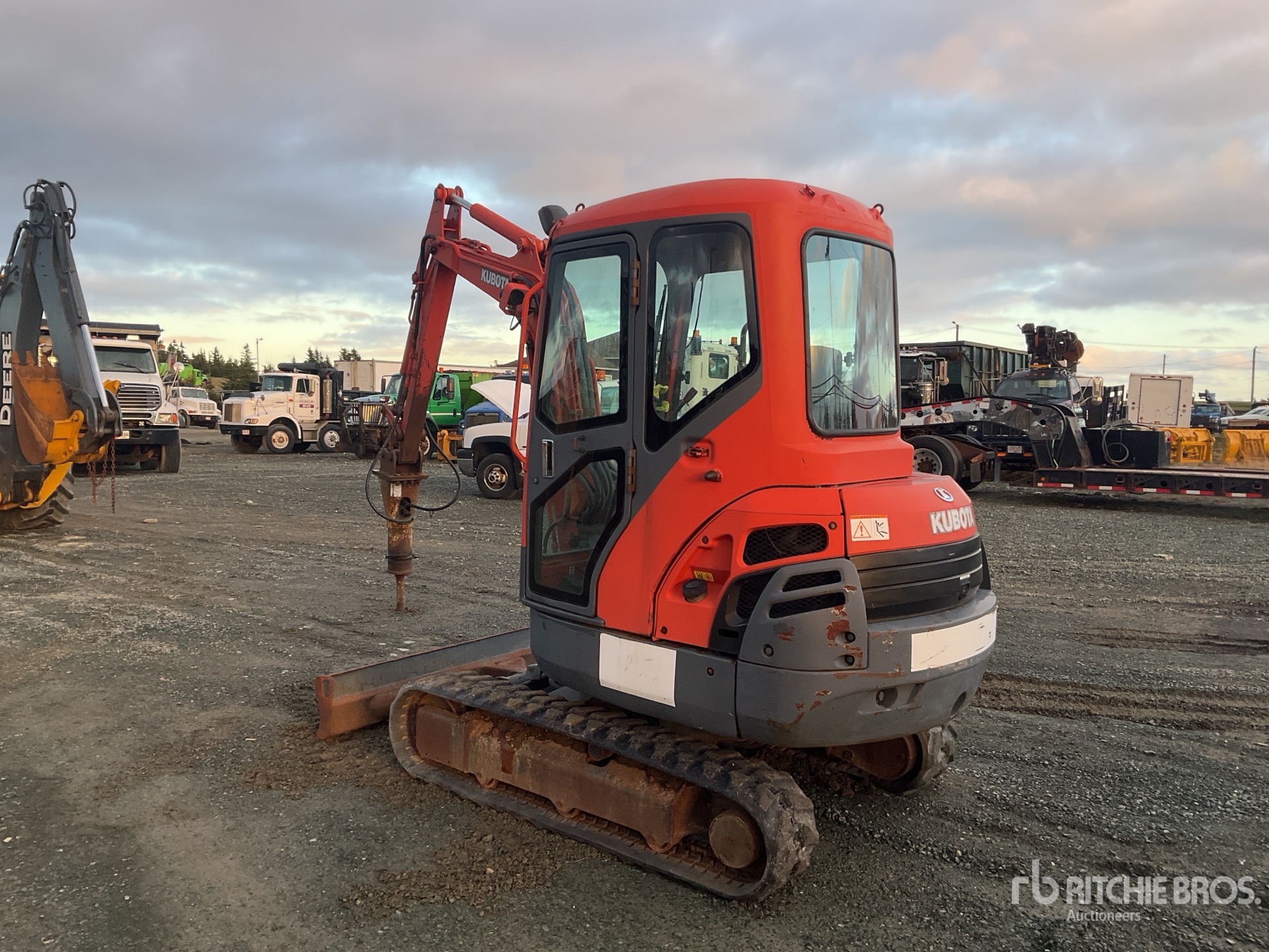 General Appearance with Picture, Left Rear Corner